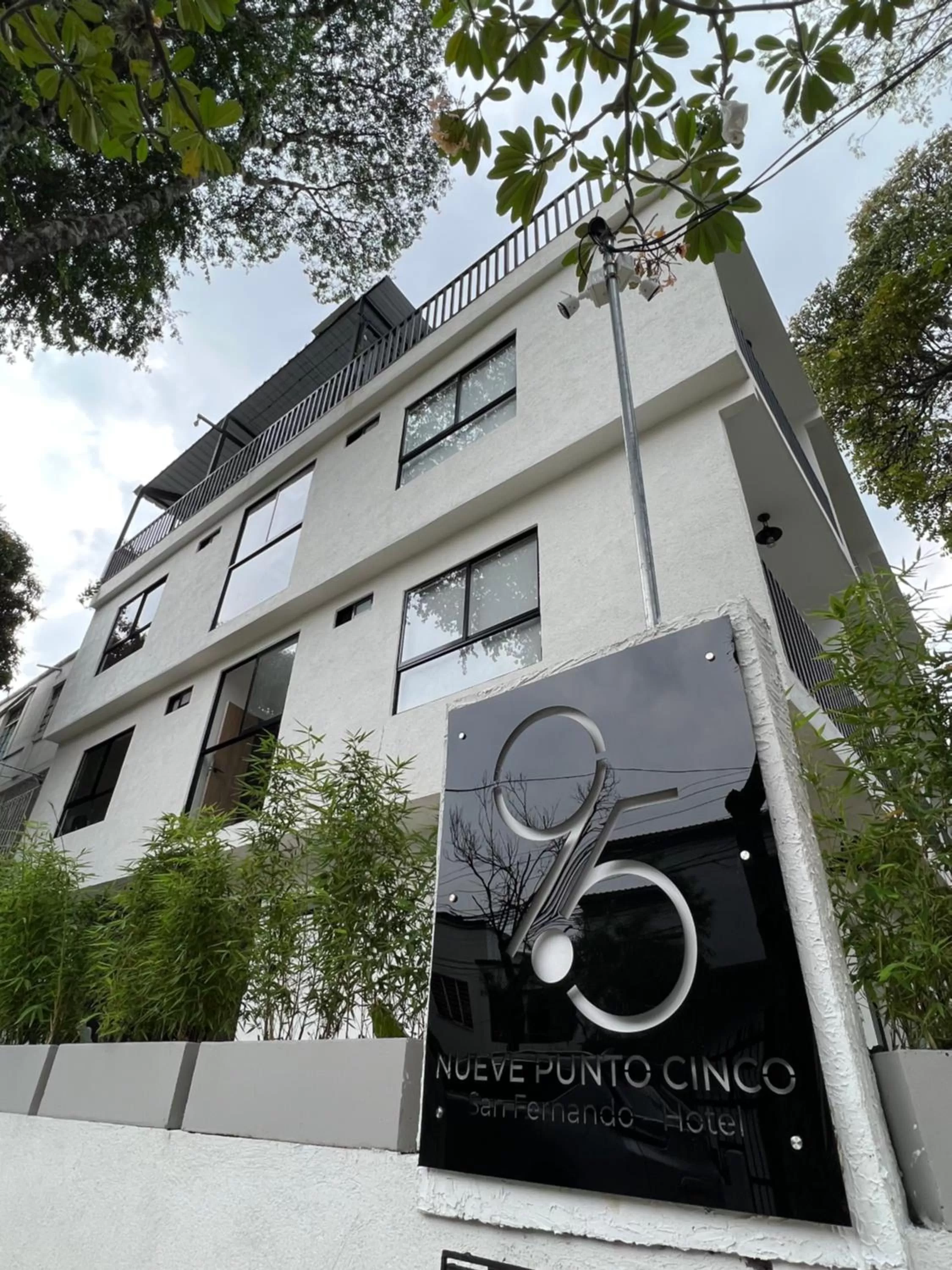 Facade/entrance in HOTEL 9.5 SAN FERNANDO