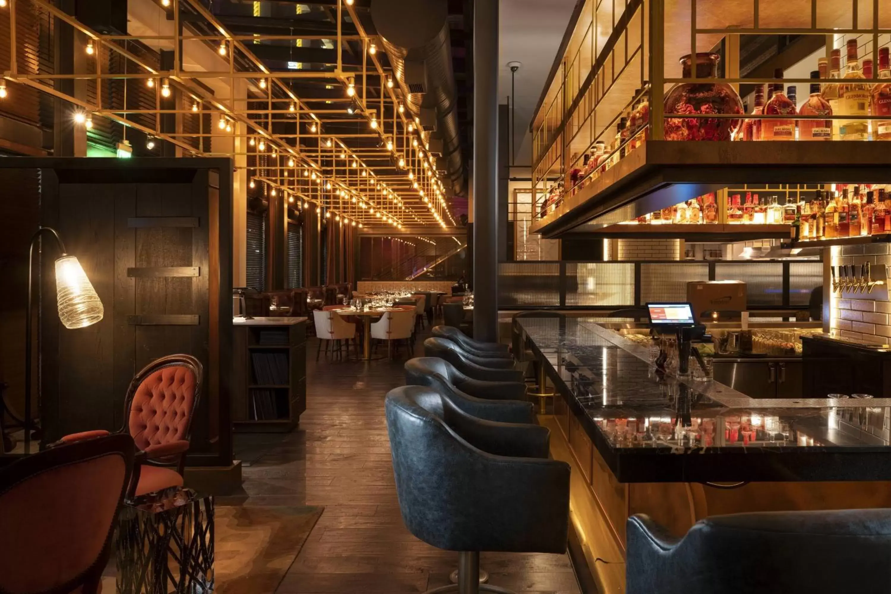 Restaurant/places to eat, Lounge/Bar in Hotel Distil, Autograph Collection