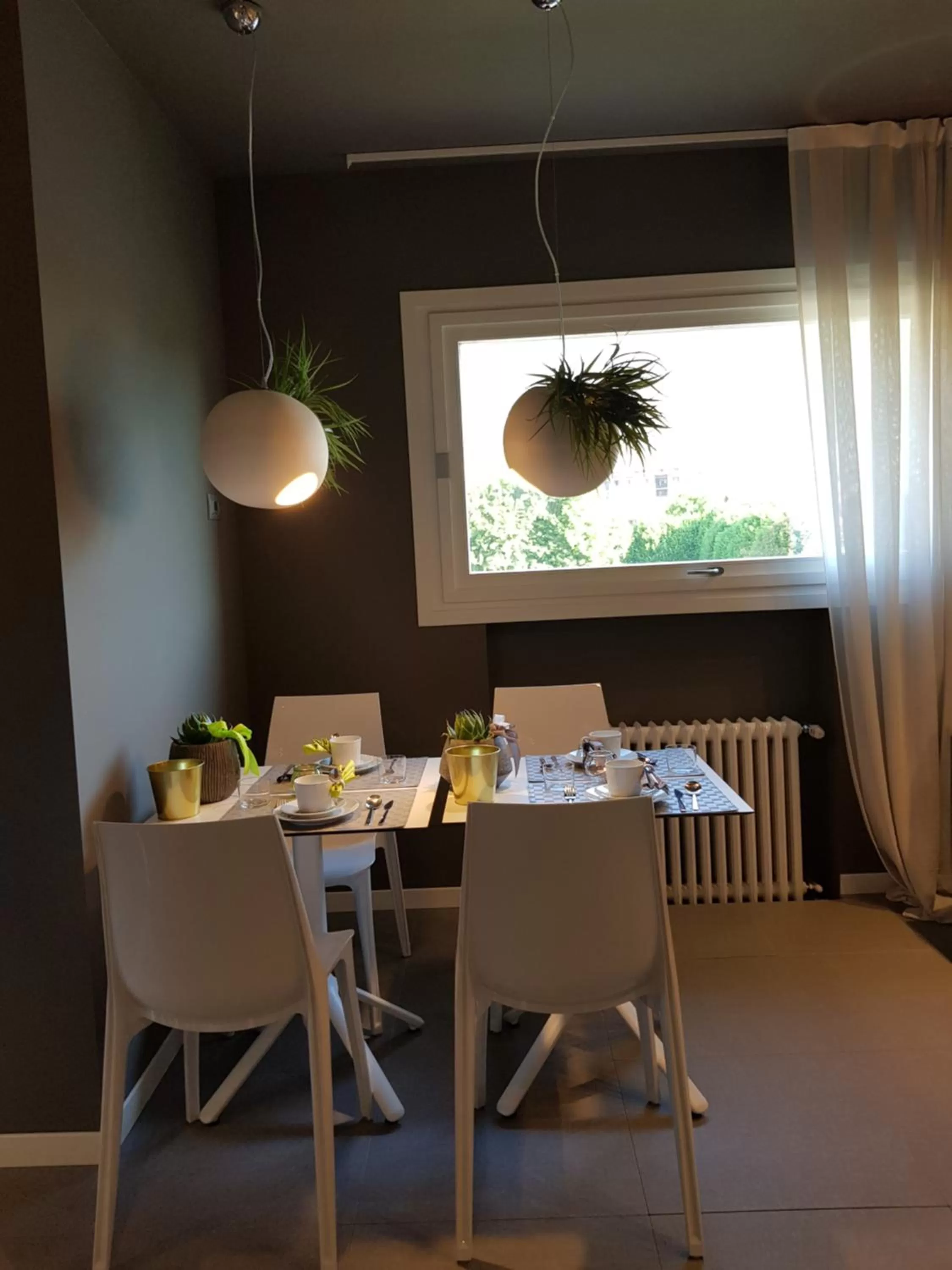 Restaurant/places to eat in Art B&B Design