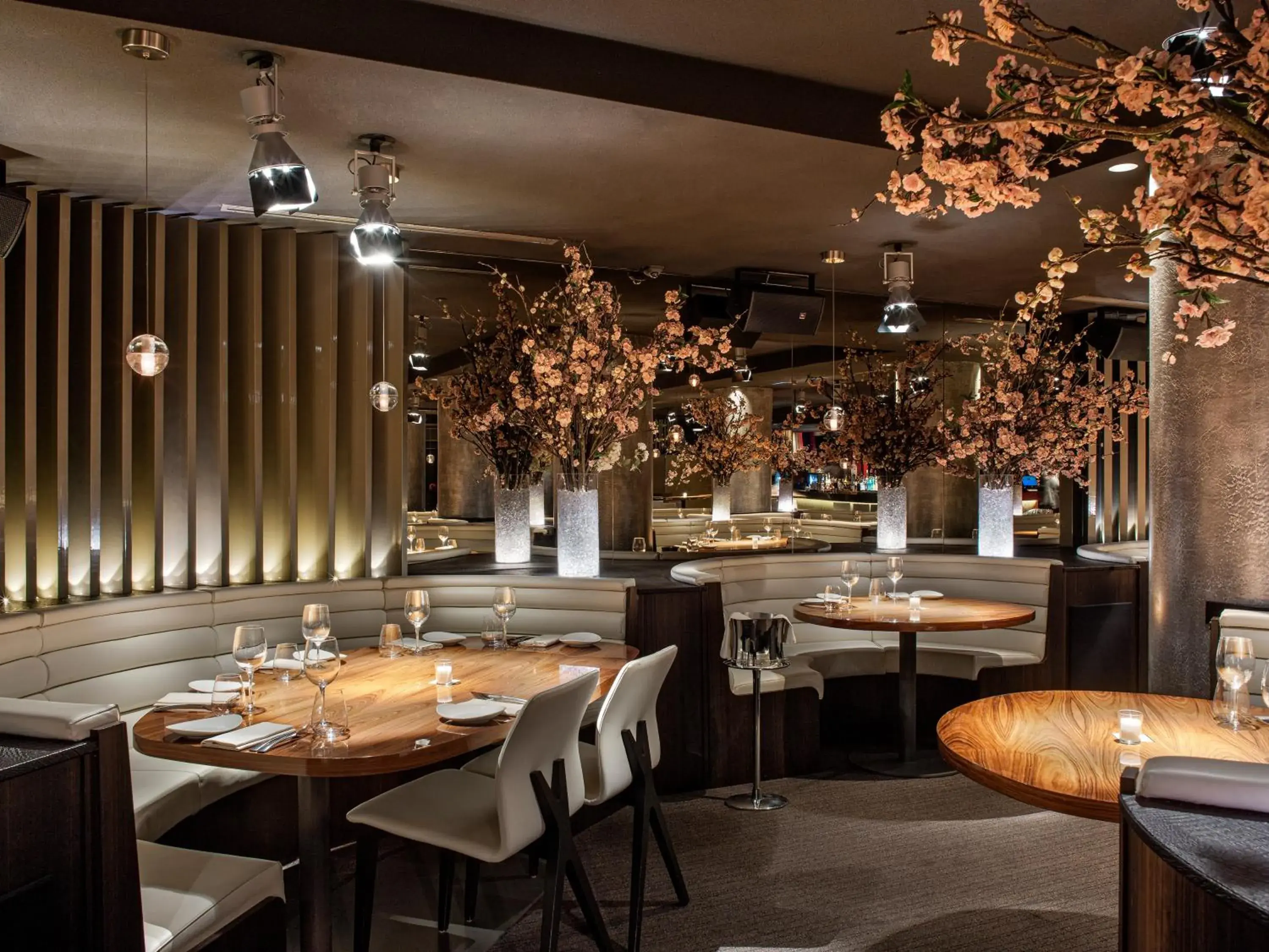 Restaurant/places to eat in ME Milan Il Duca Restaurant/places to eat in ME Milan Il Duca