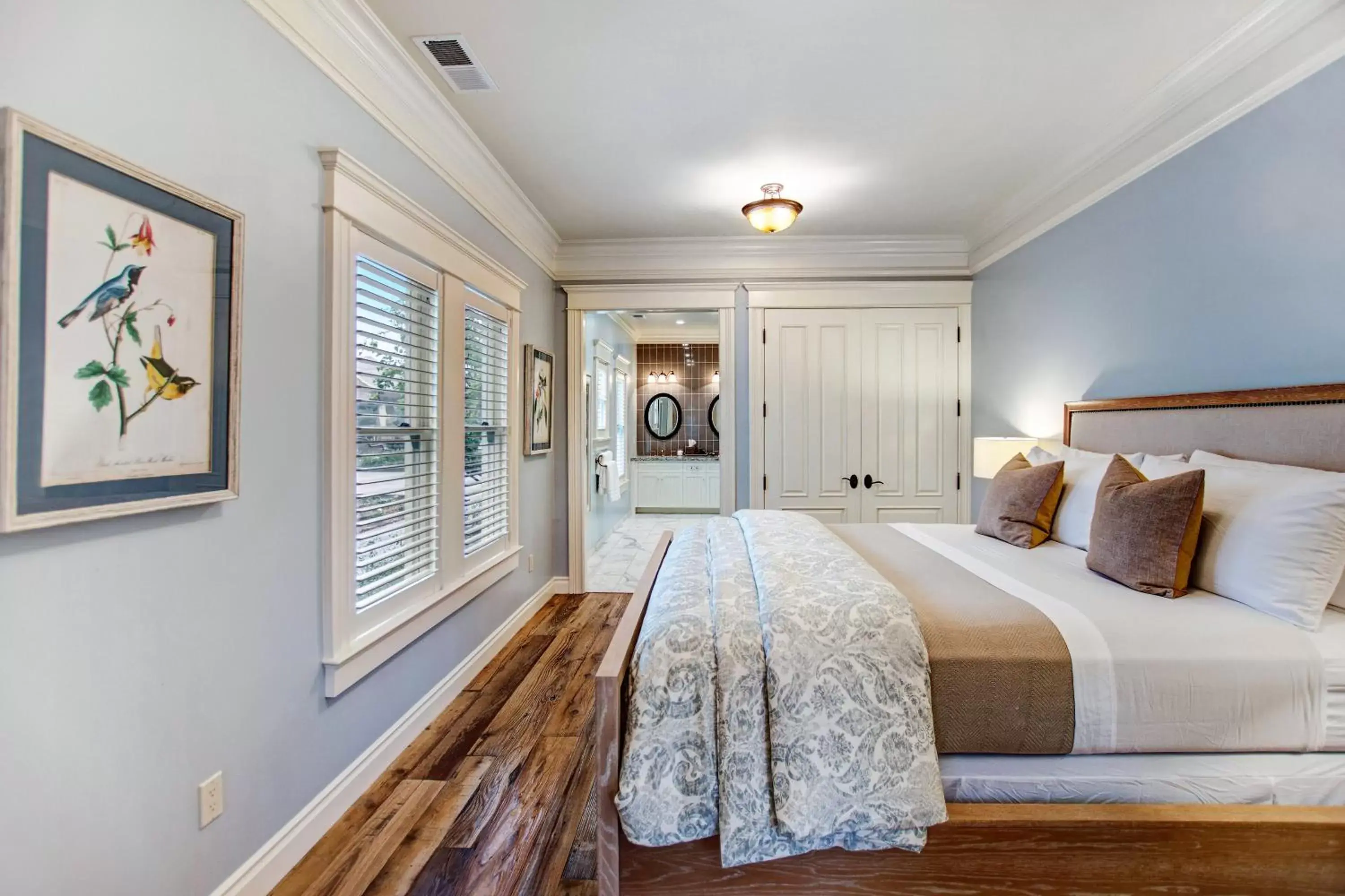 Bedroom, Bed in Sonoma Bungalows