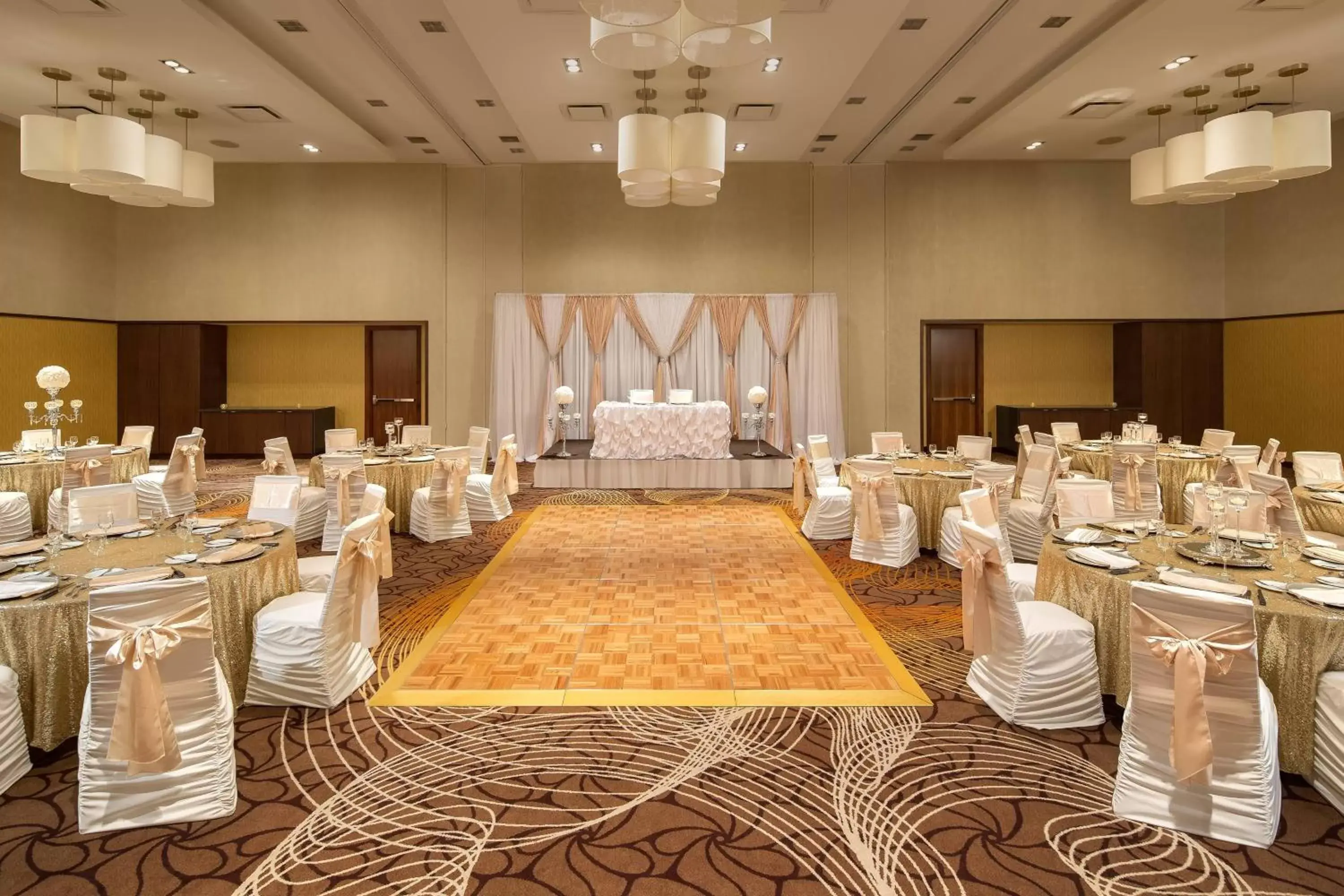 Banquet/Function facilities, Banquet Facilities in Courtyard by Marriott Calgary Airport