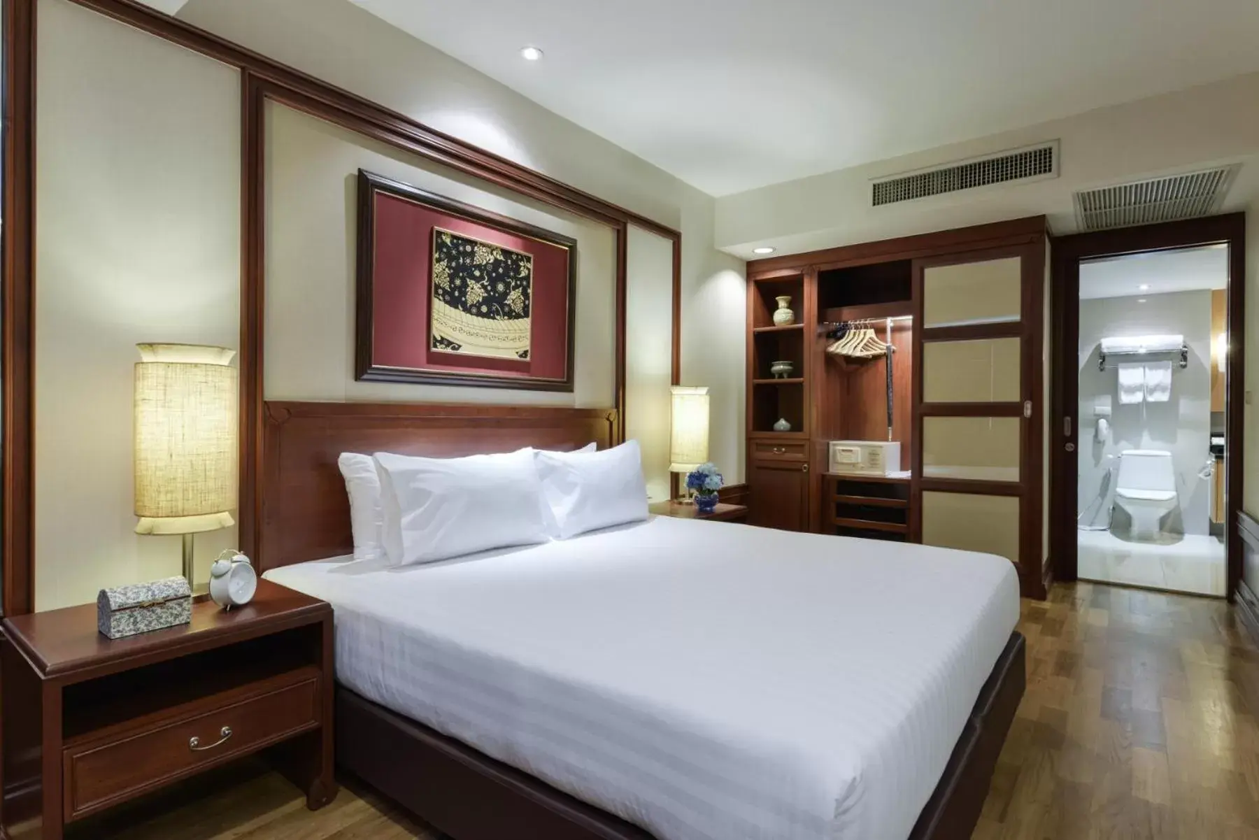 Bed in Centre Point Sukhumvit Thong-Lo