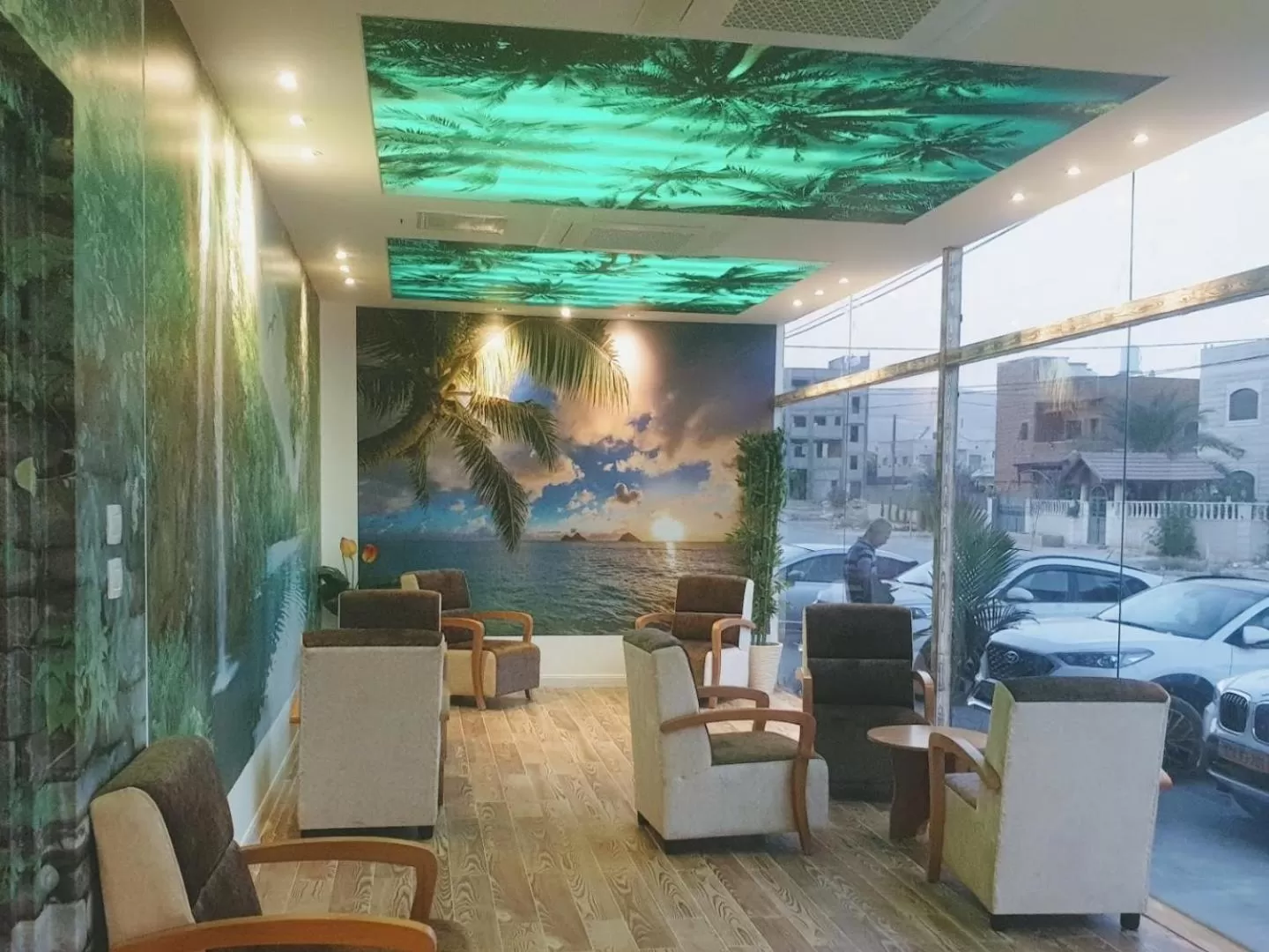 Dolphin Suites Hotel