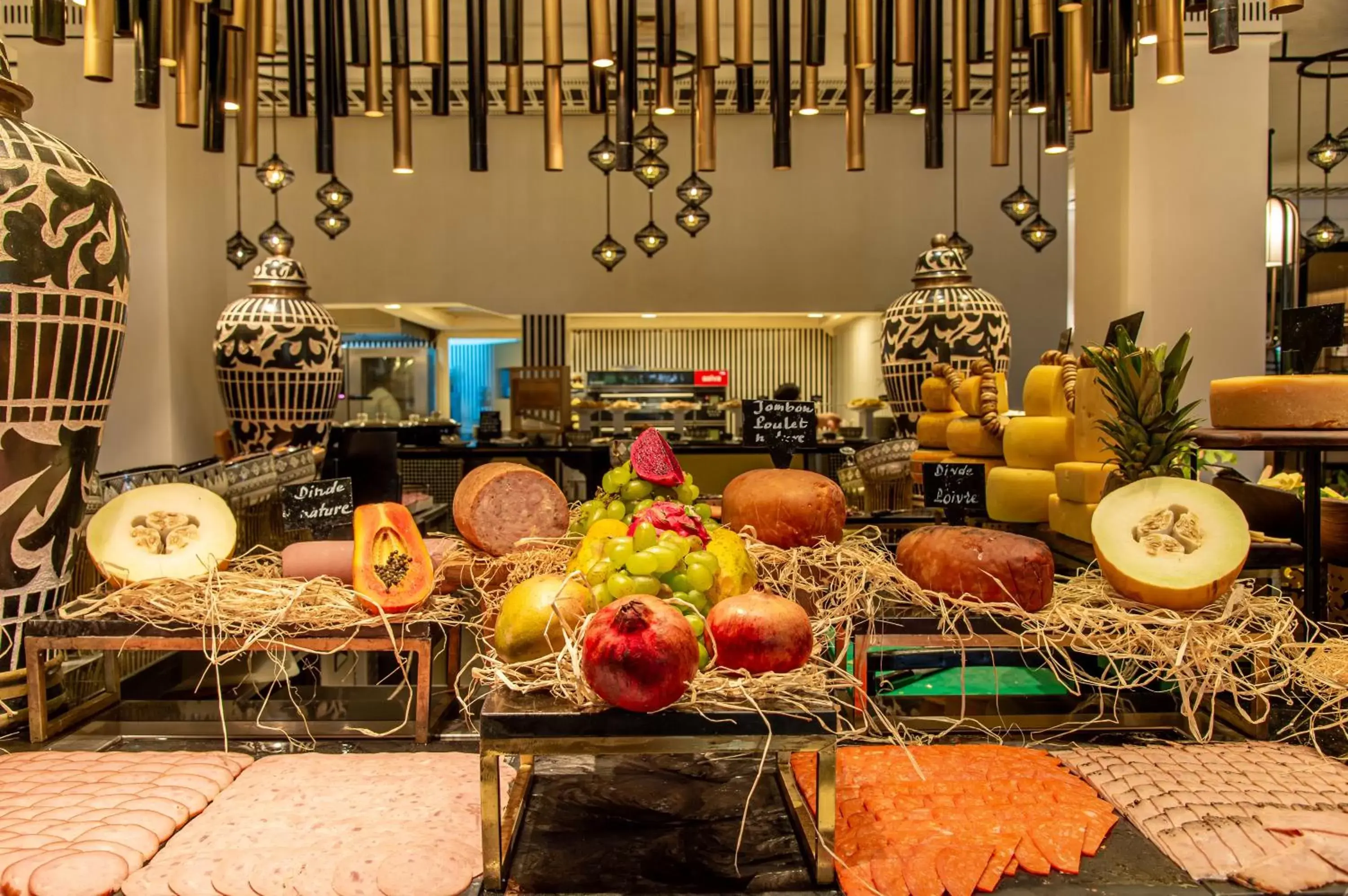 Food and drinks in Sofitel Marrakech Lounge and Spa