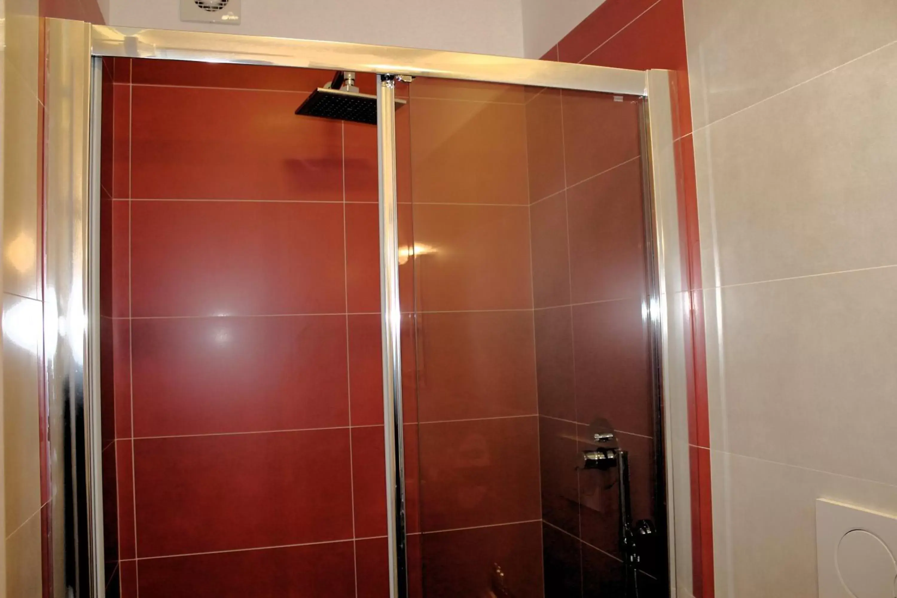 Shower, Bathroom in Navicri B&B