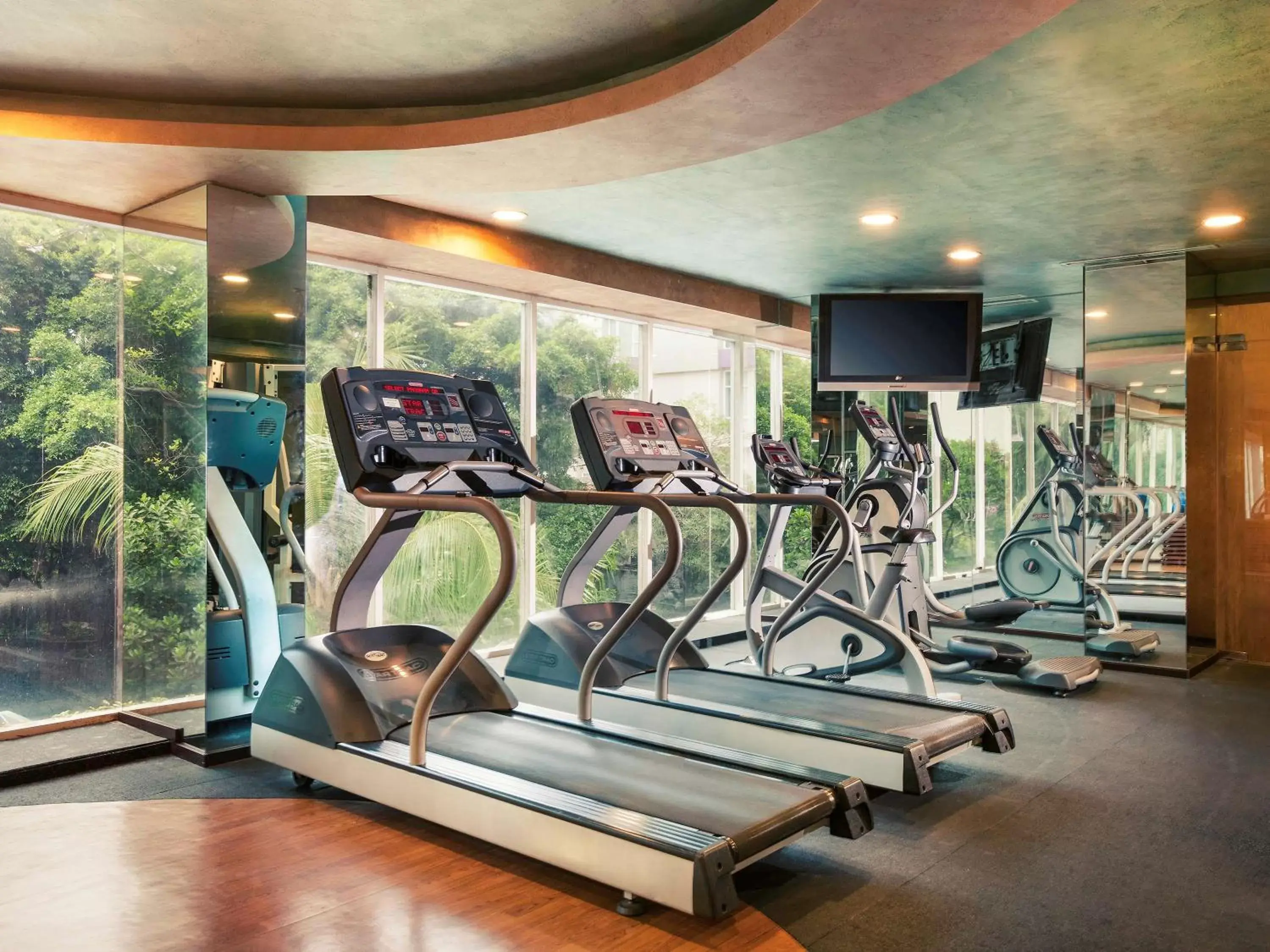 Fitness centre/facilities, Fitness Center/Facilities in Mercure Surabaya