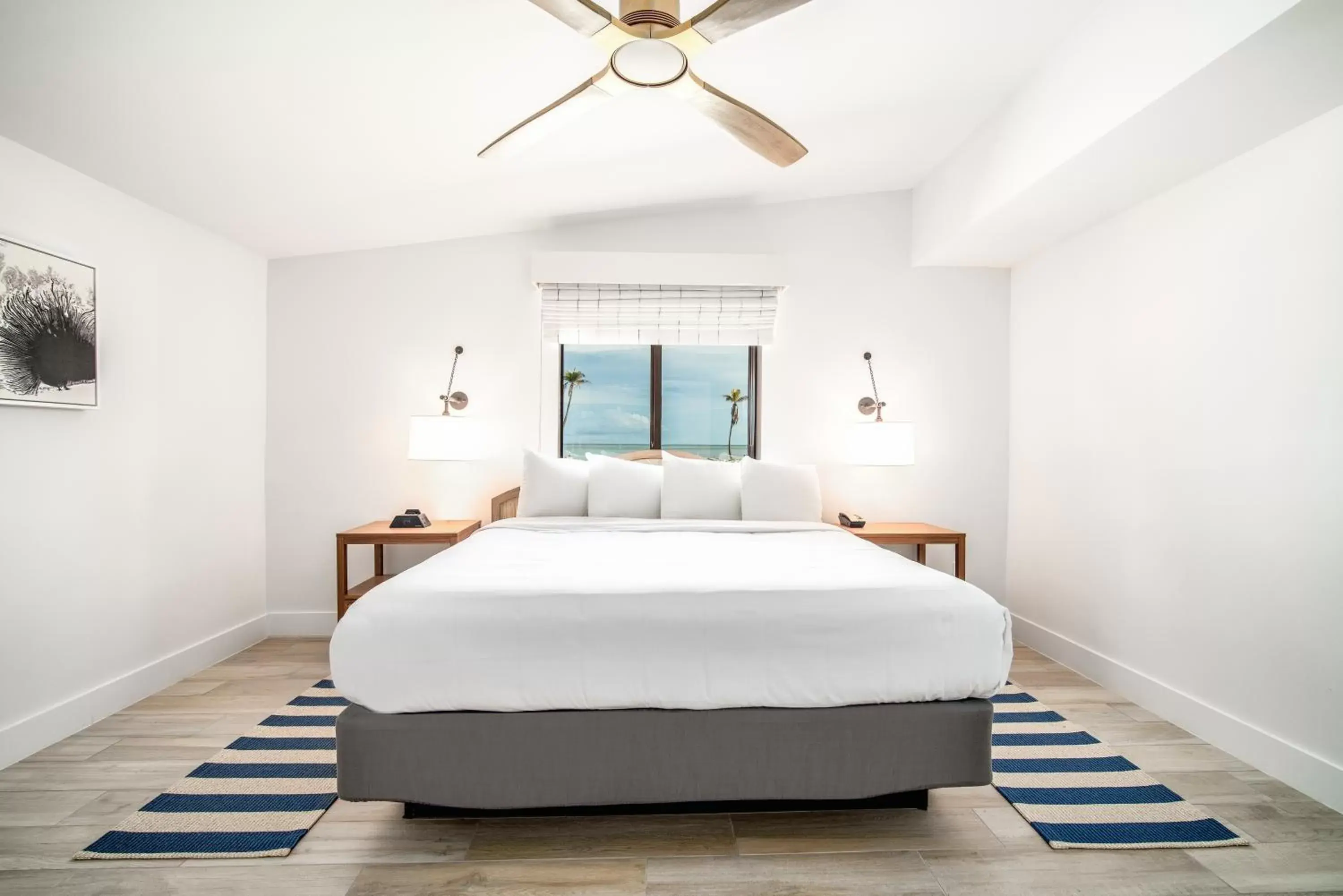 Bedroom, Bed in Chesapeake Beach Resort