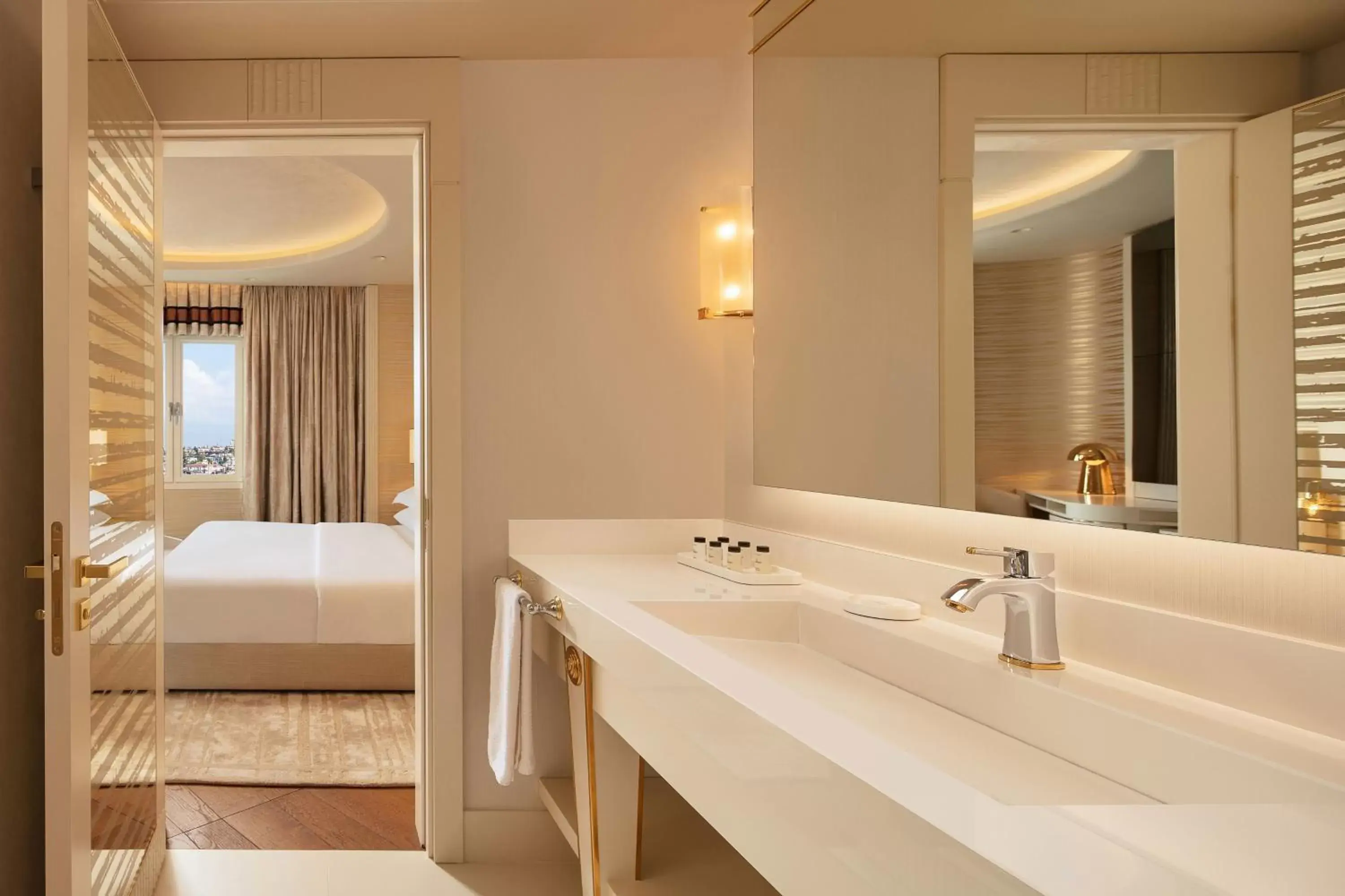 Photo of the whole room, Bathroom in Sheraton Ankara Hotel & Convention Center
