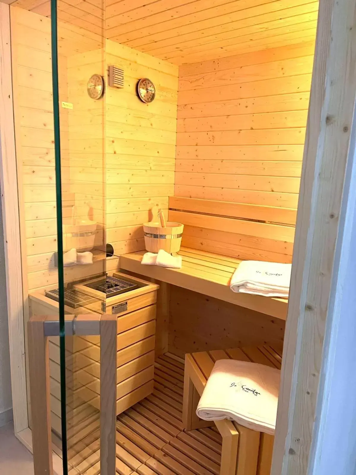 Sauna, Bathroom in B&B suite spa la Sciantosa