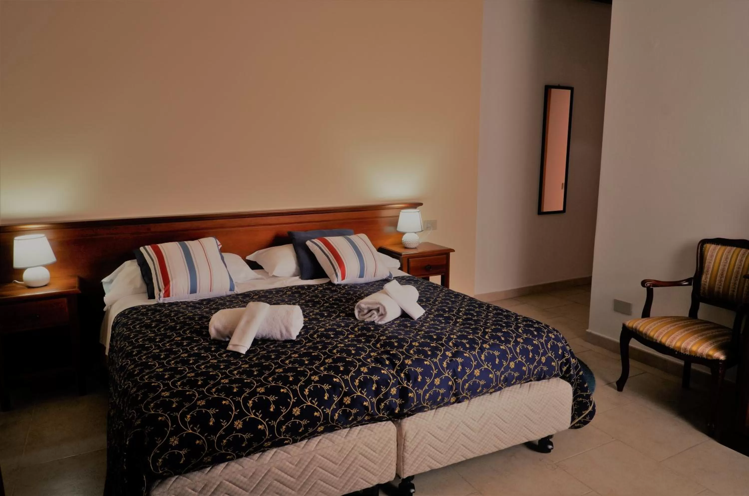 View (from property/room), Bed in Hotel Borgo Antico