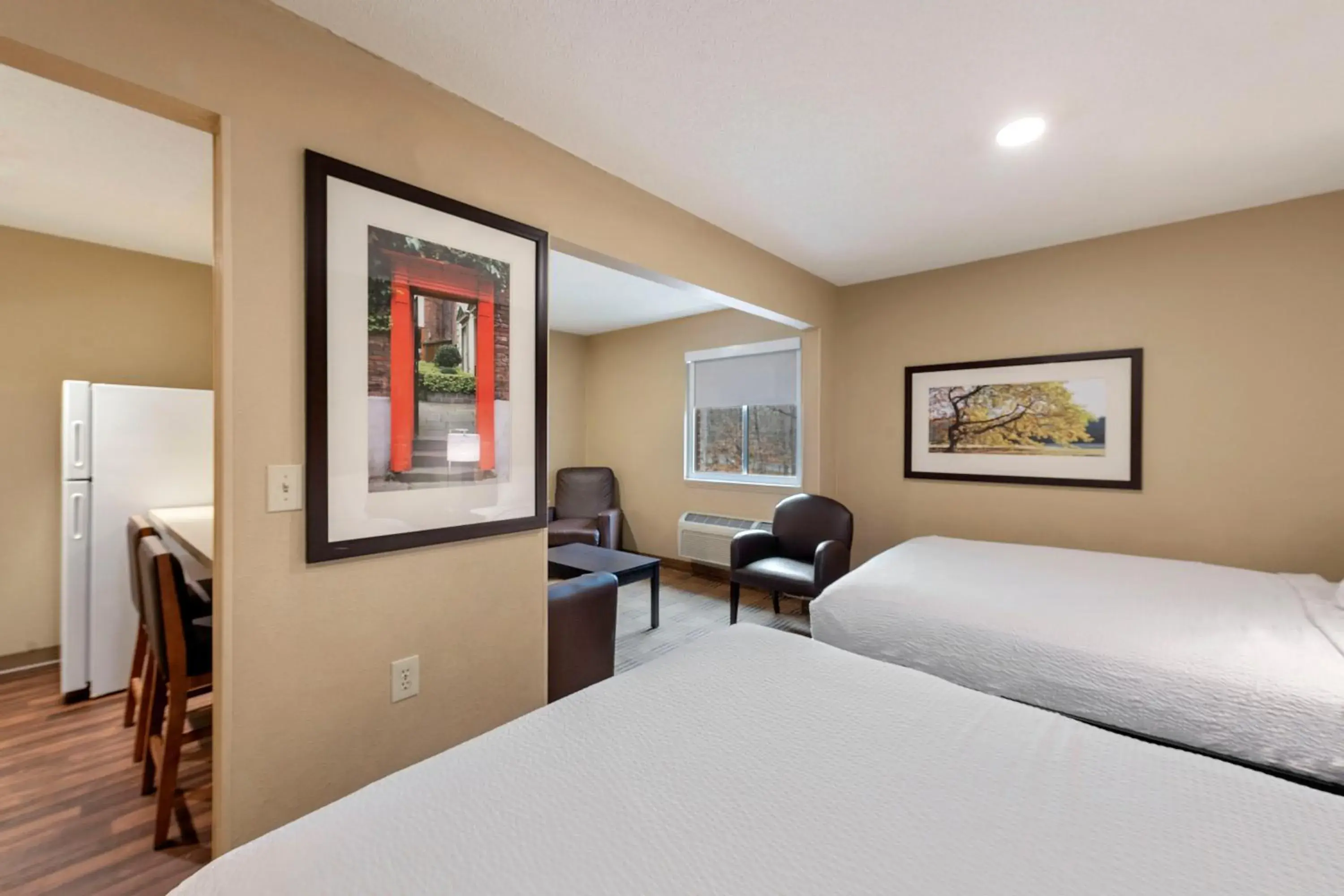 Bed in Extended Stay America Select Suites - Charlotte - Tyvola Rd - Executive Park