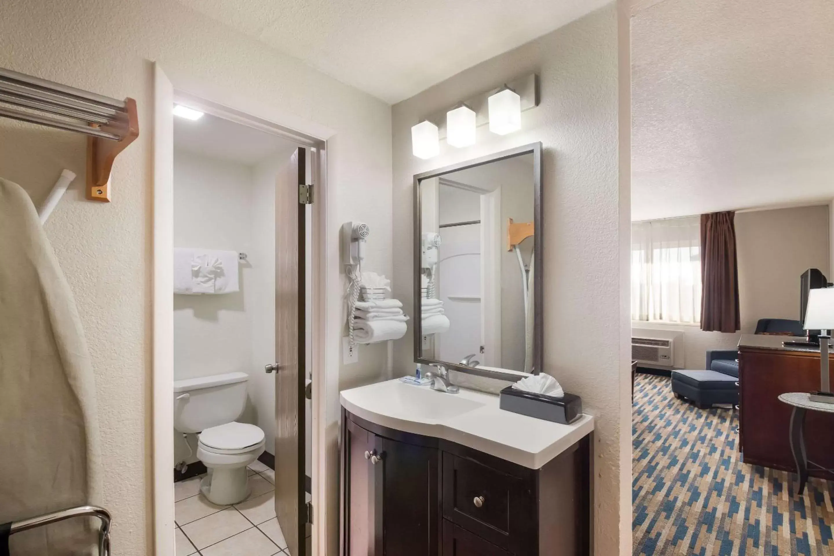 Bedroom in Rodeway Inn Fort Morgan Bedroom in Rodeway Inn Fort Morgan