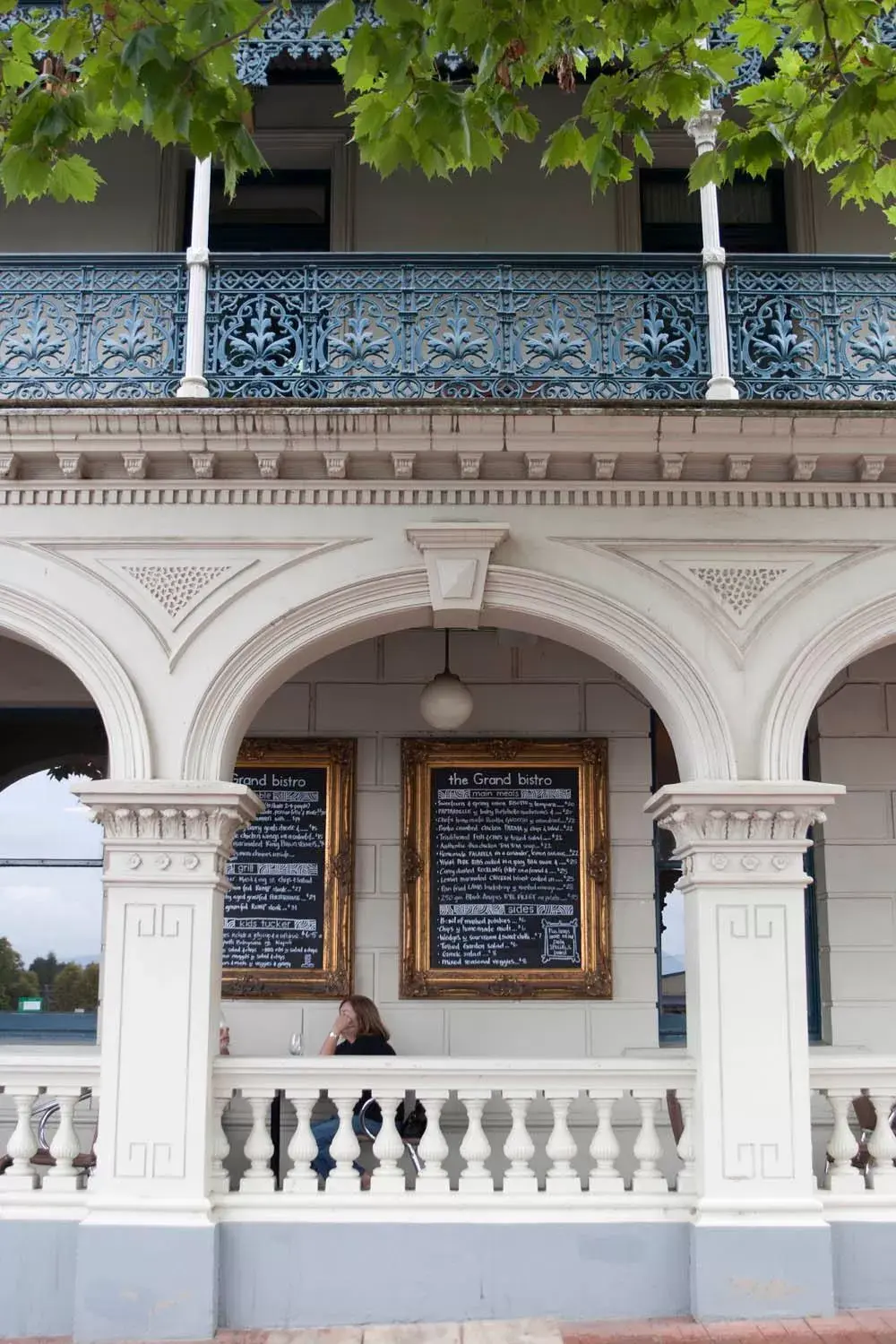 Property building in Yarra Valley Grand Property building in Yarra Valley Grand