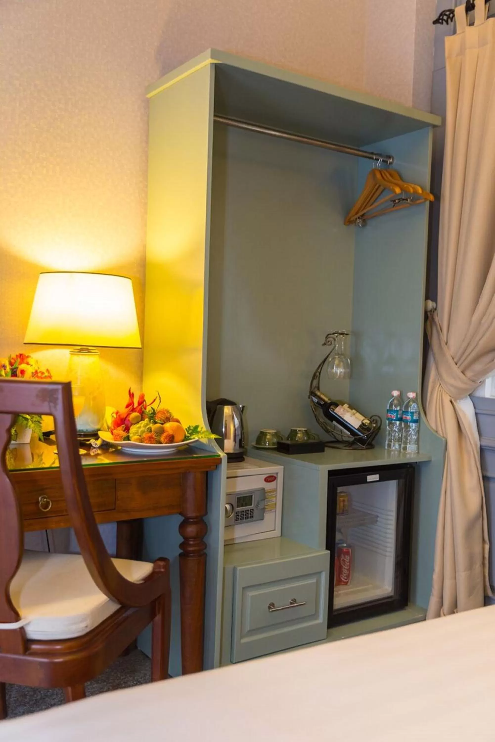 TV and multimedia, Bed in Ben Thanh Boutique Hotel