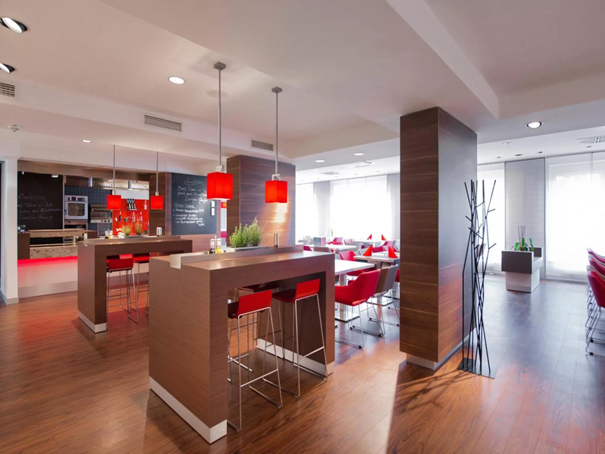 Restaurant/places to eat in ibis Stuttgart Airport Messe