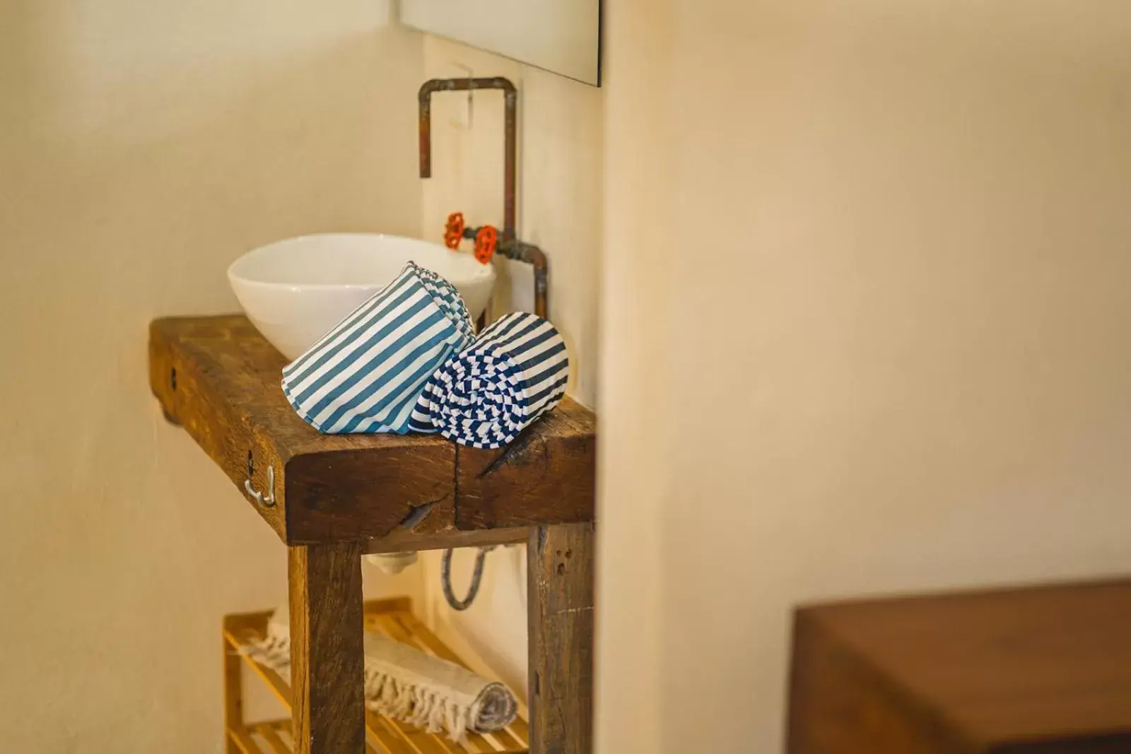 Bathroom in Casa Mia El Cuyo Eco Beach Boutique Hotel