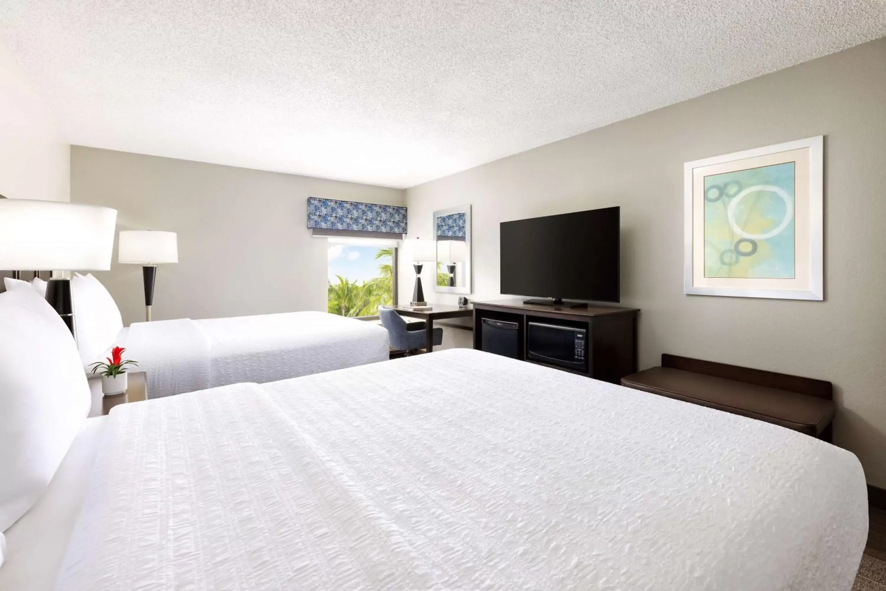 Bedroom, Bed in Hampton Inn Naples-Central