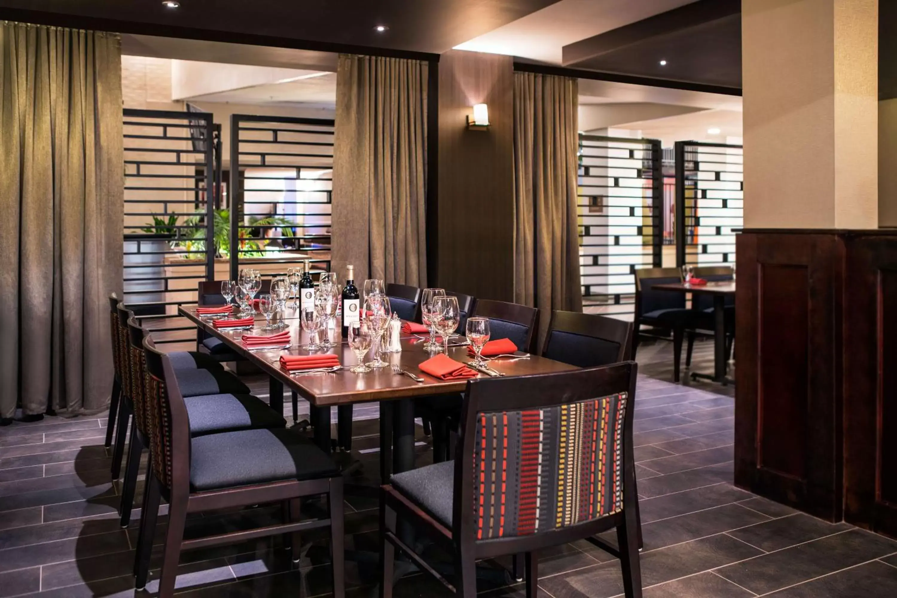 Restaurant/places to eat in DoubleTree by Hilton Denver Tech Restaurant/places to eat in DoubleTree by Hilton Denver Tech
