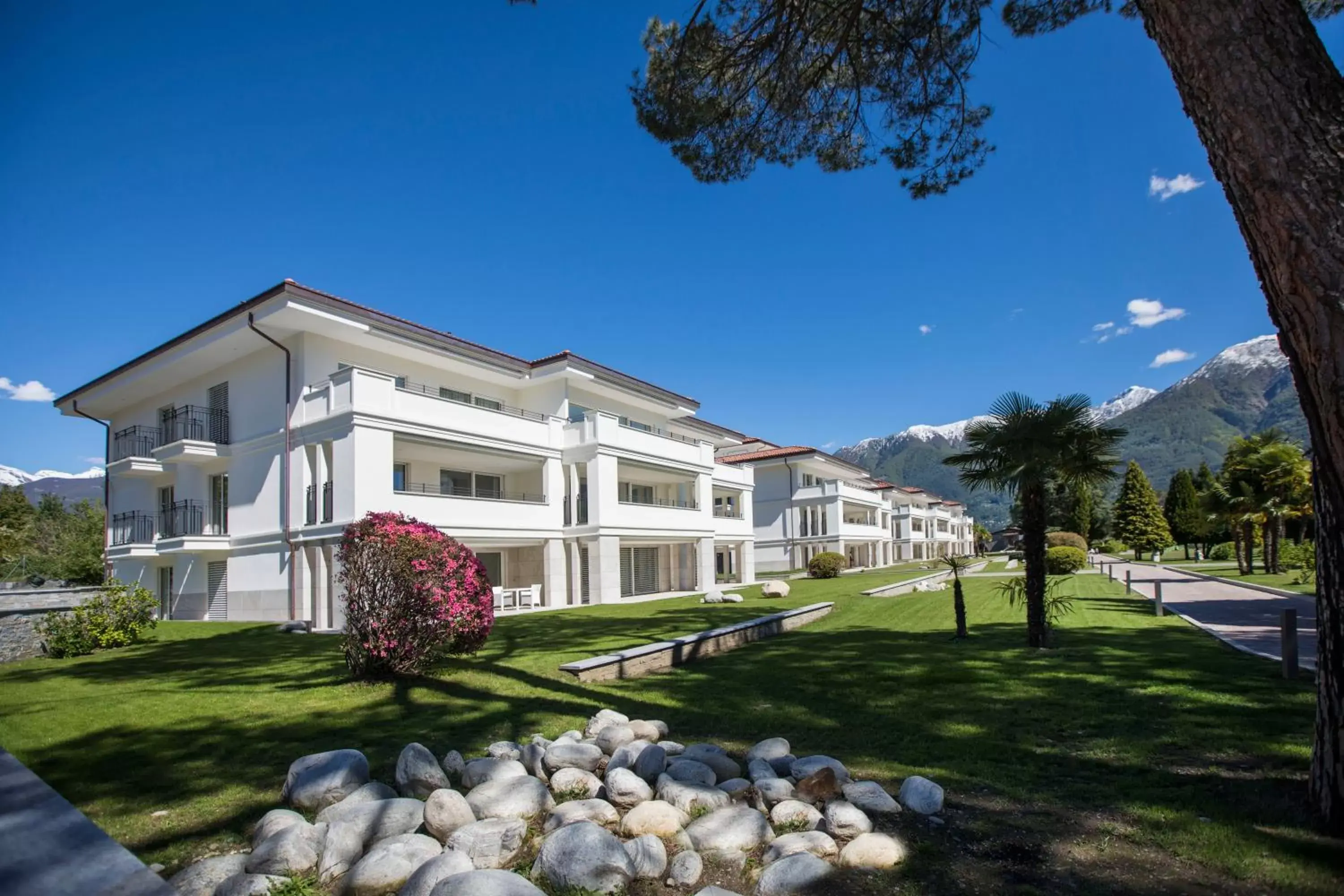 Facade/entrance, Property Building in Delta Resort Apartments