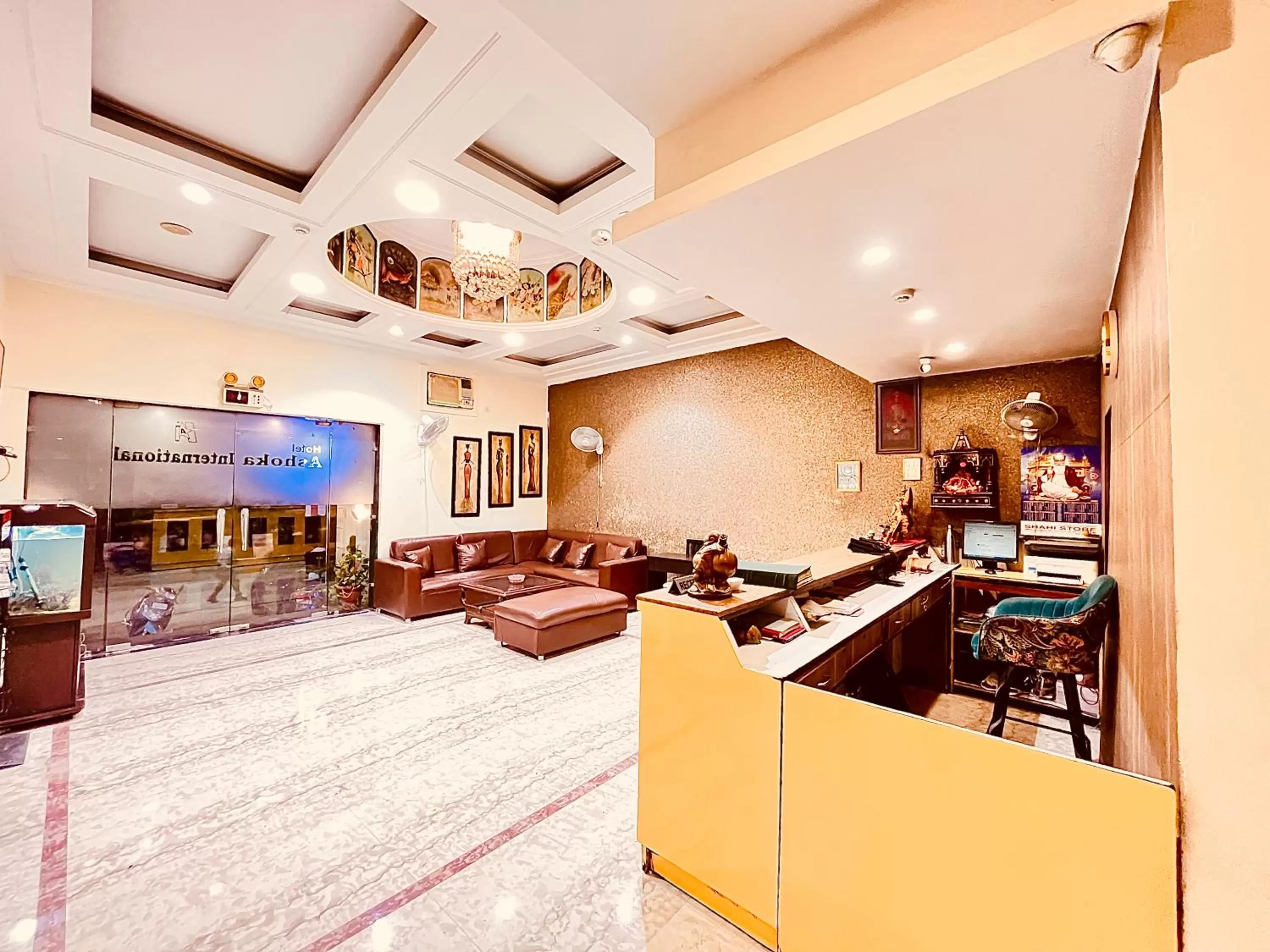 Communal lounge/ TV room in Ashoka Hotel Karol Bagh Delhi