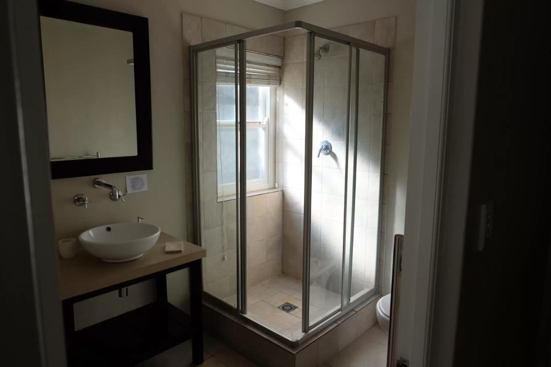 Shower in 11 WESTCLIFF RENTALS