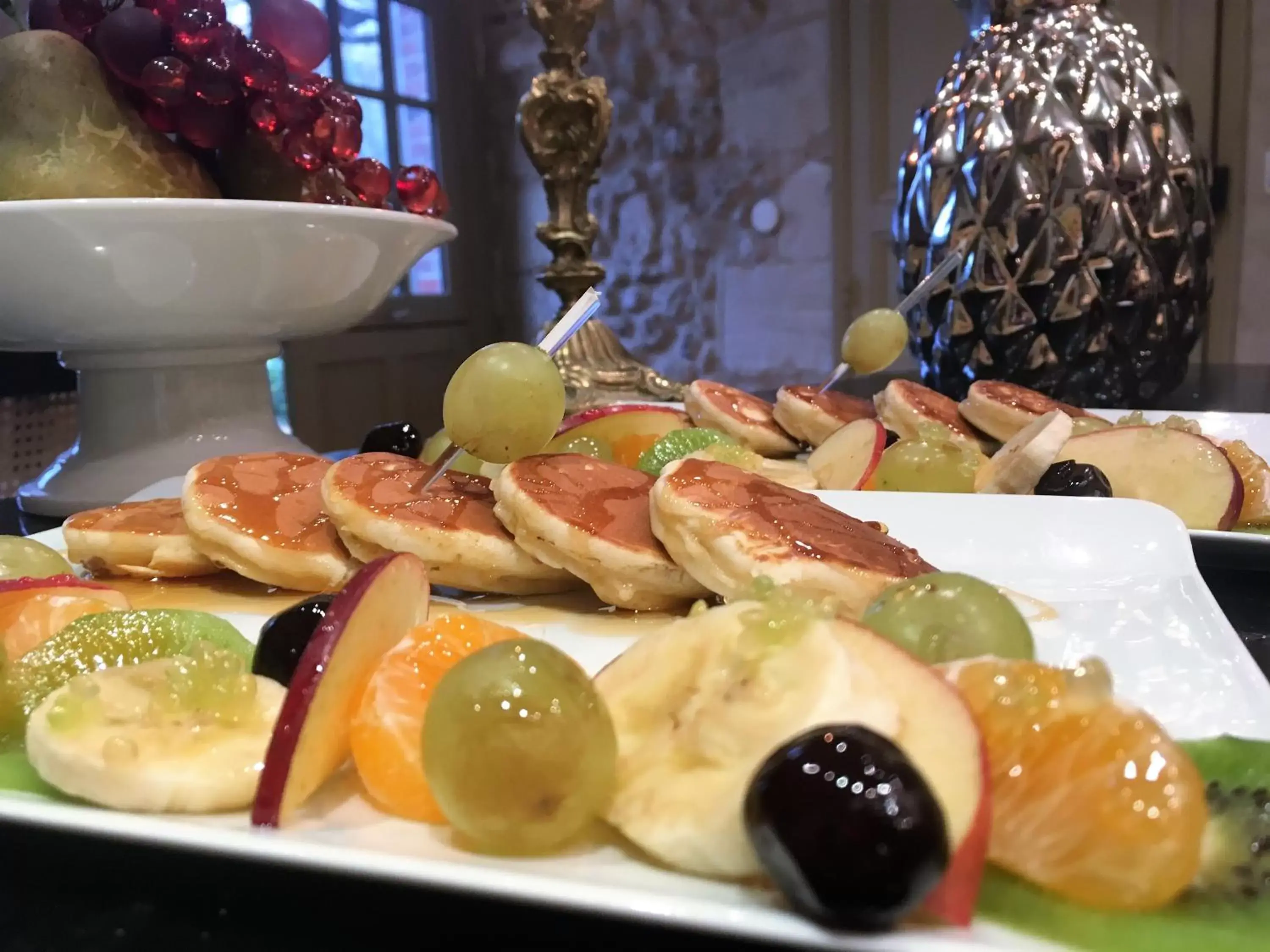 Continental breakfast, Food in Le Manoir de Maucartier