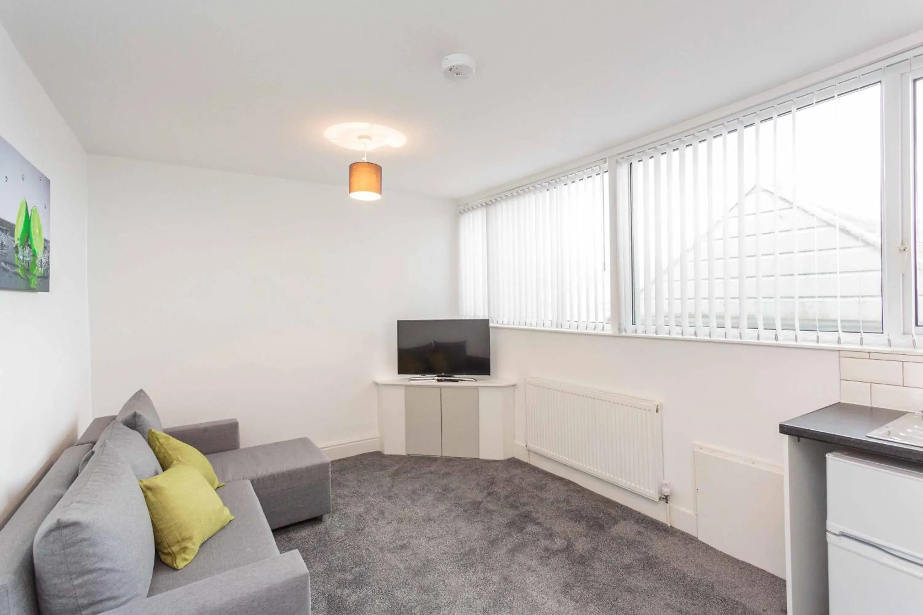 Superior Apartment in Cherry Property - Hornby Road Superior Apartment in Cherry Property - Hornby Road