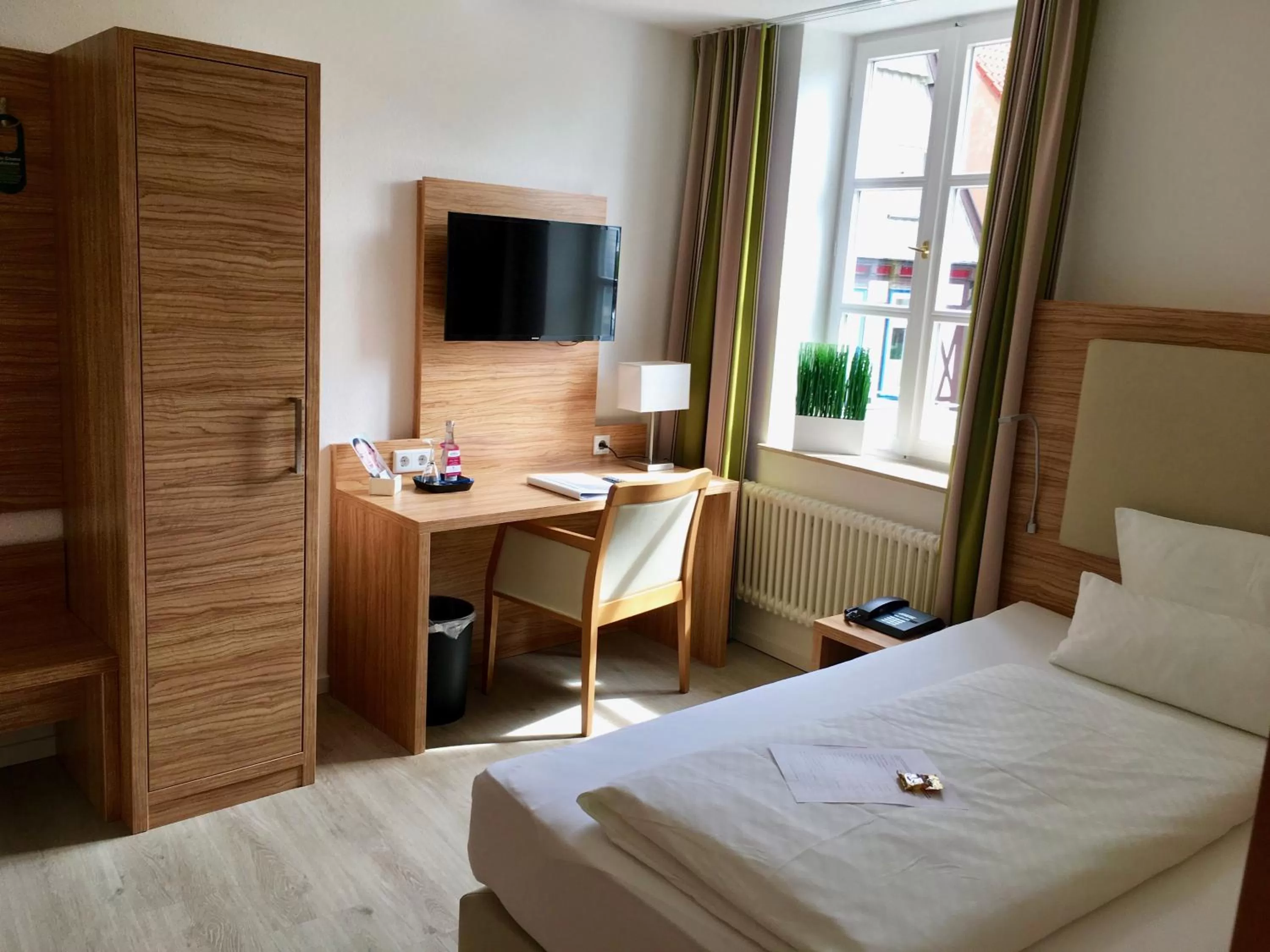 Photo of the whole room, Bed in Alt Warburg