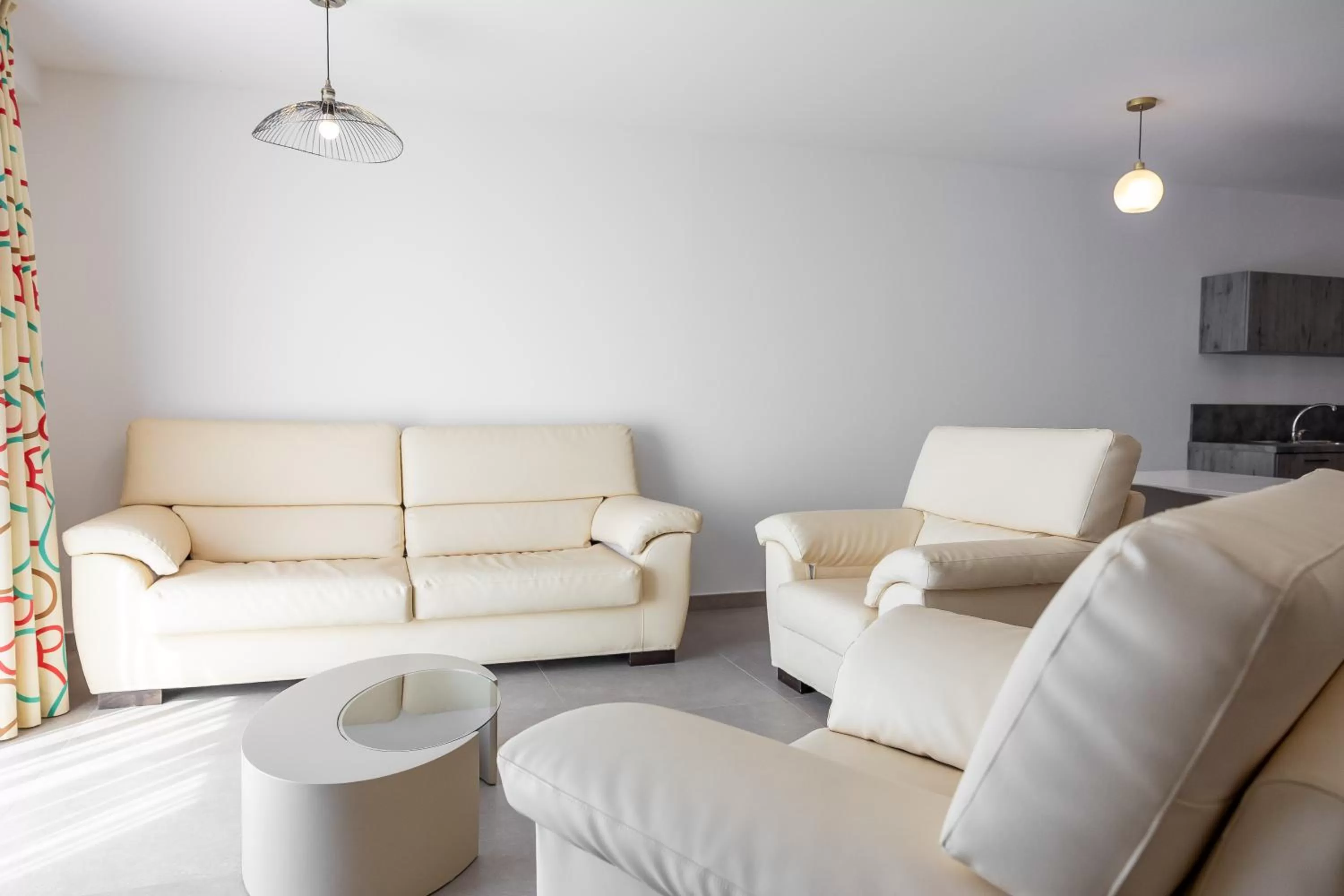 TV and multimedia in Hôtel Le Bastia