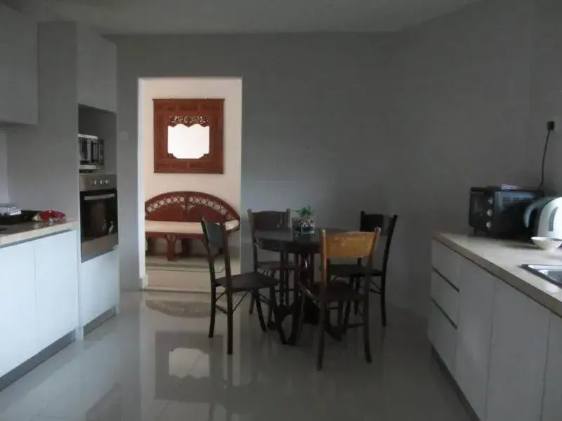 Dining Area in Samsuria Beach Resort & Residence