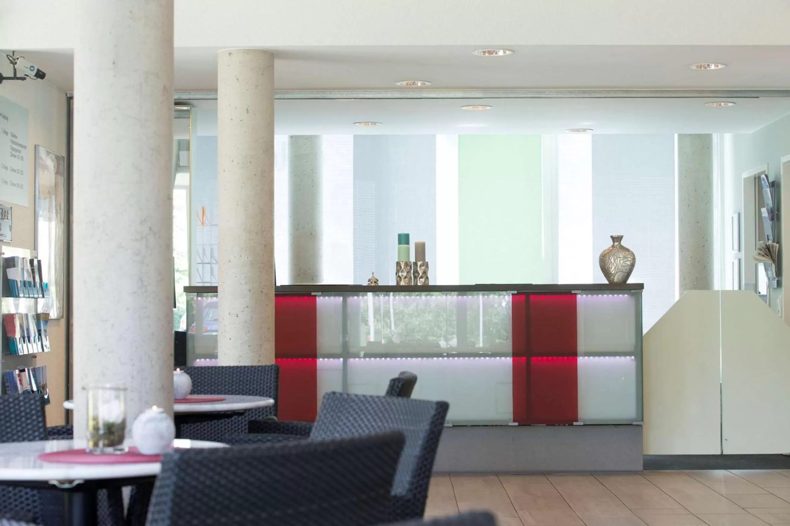 Lobby or reception in Atlantic Hotel am Floetenkiel