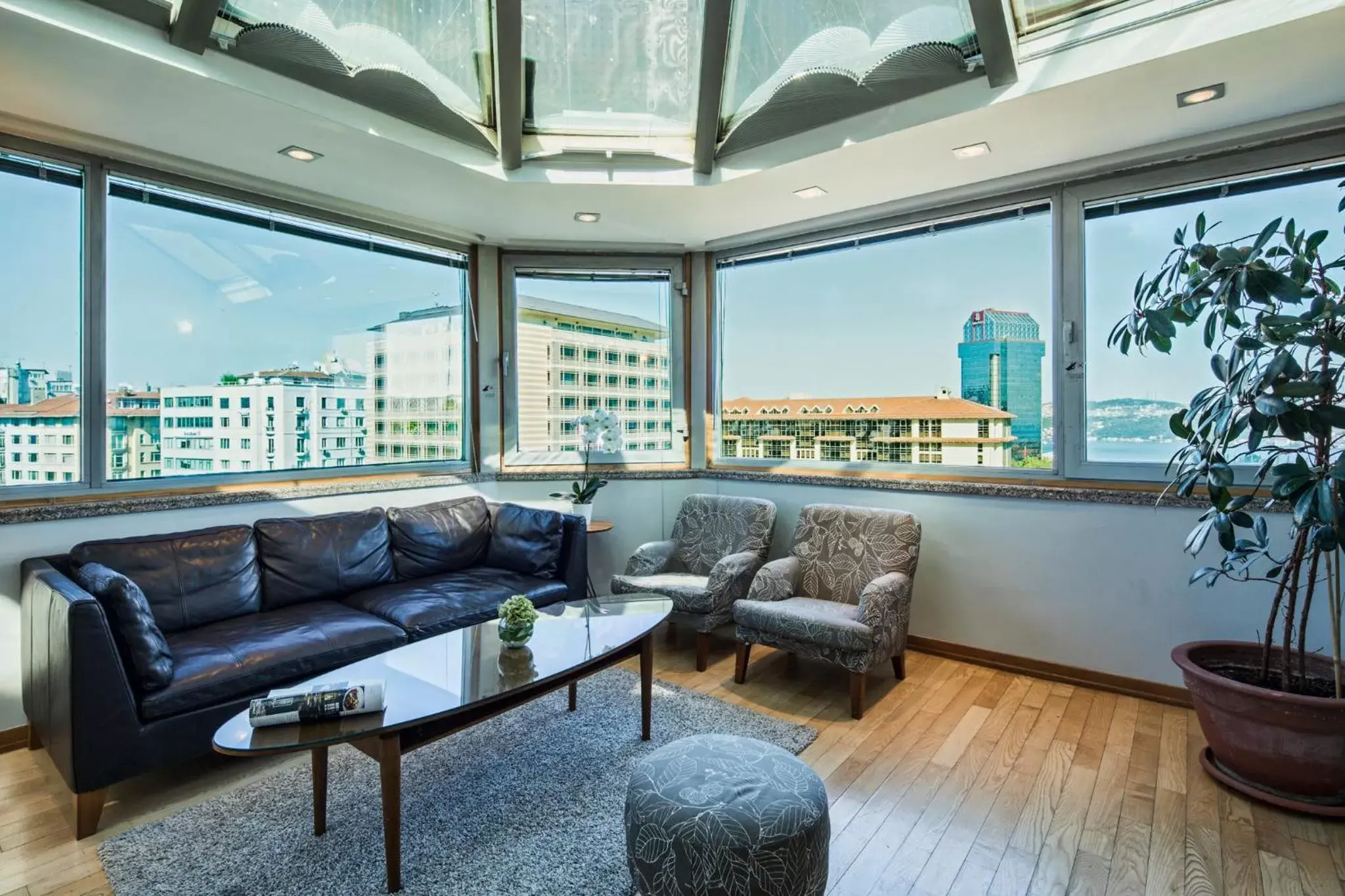 Living room in Taxim Suites Residences Istanbul