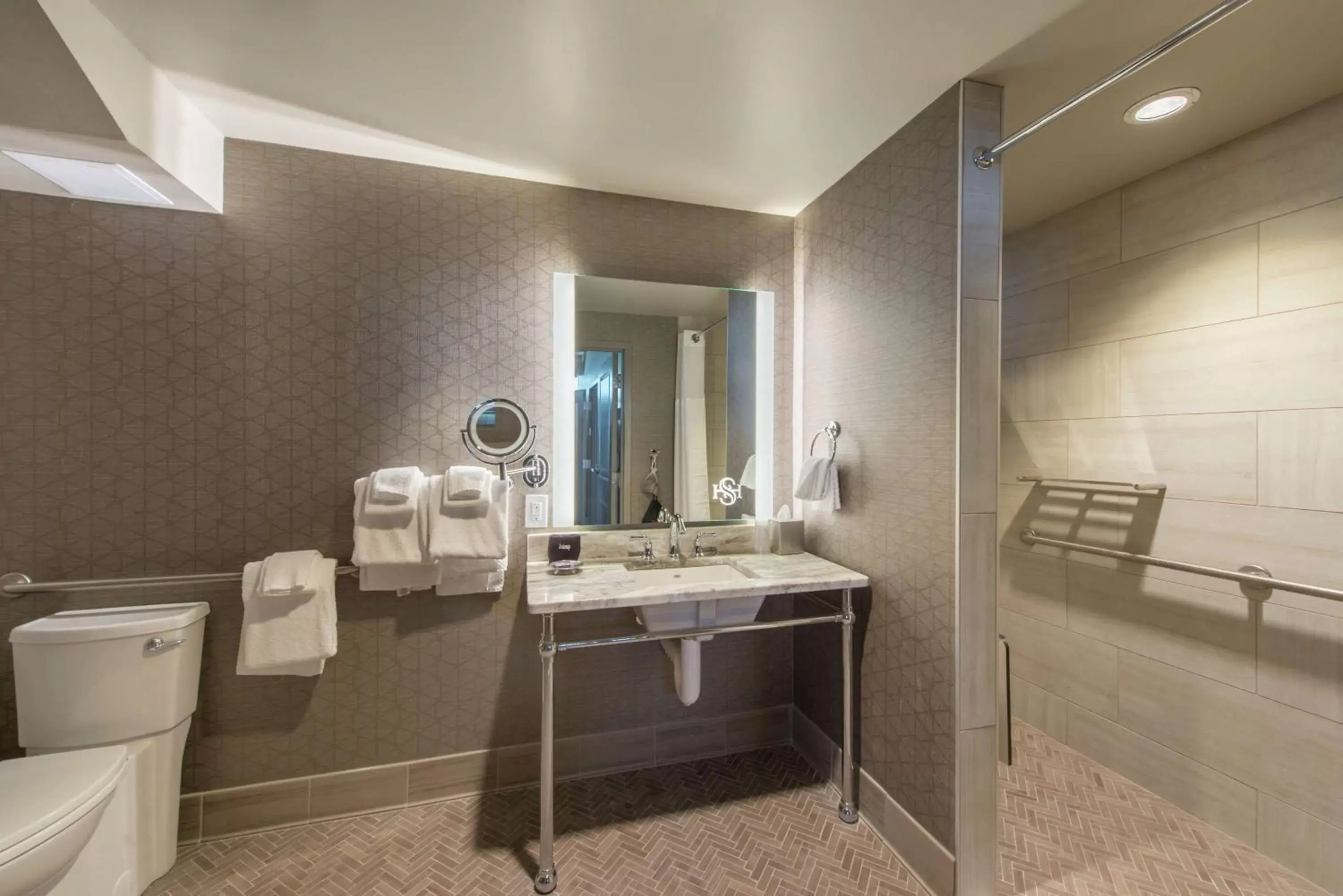 Bathroom in Hotel Saranac, Curio Collection By Hilton