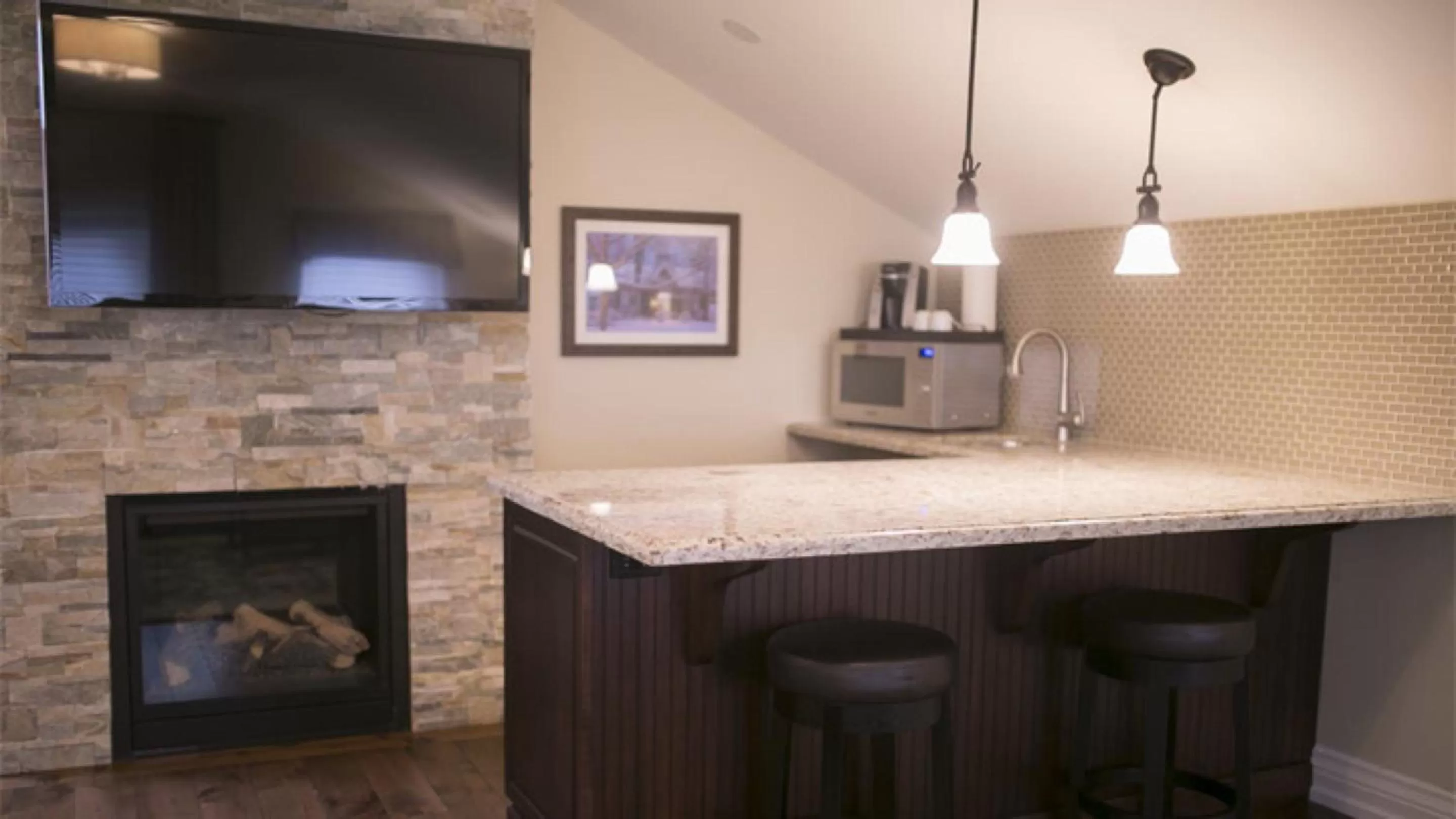 TV and multimedia in 124 on Queen Hotel & Spa