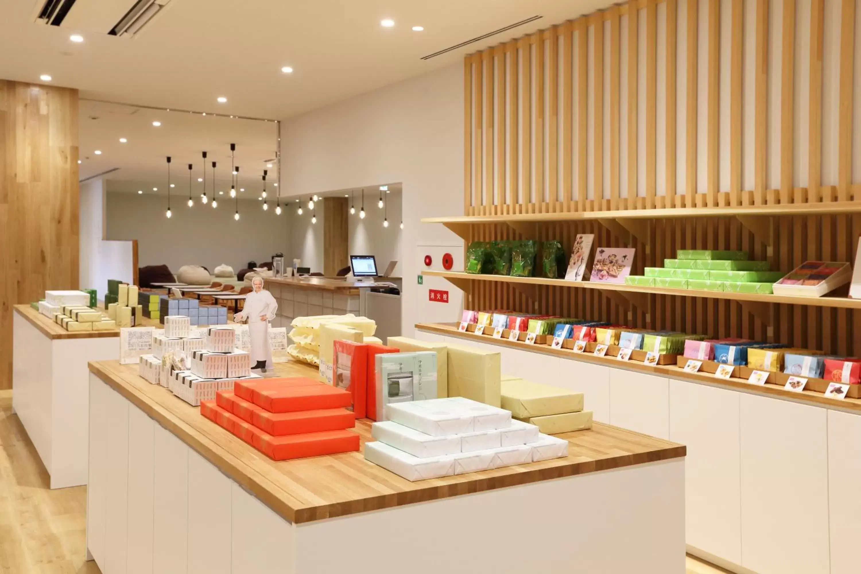 Shopping Area, Restaurant/Places to Eat in Henn na Hotel Kansai Airport Shopping Area, Restaurant/Places to Eat in Henn na Hotel Kansai Airport