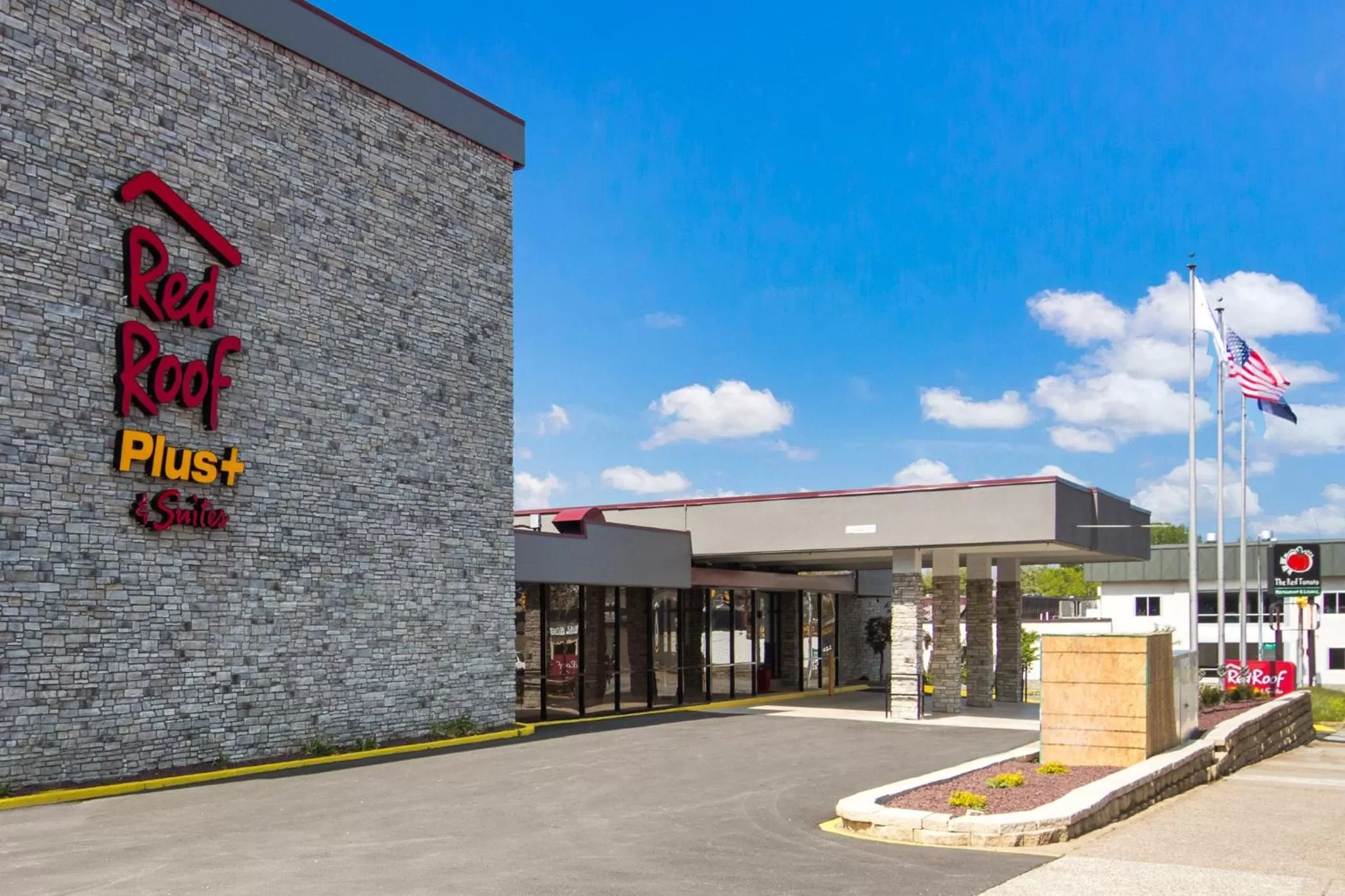 Property building in Red Roof Inn PLUS & Suites Erie