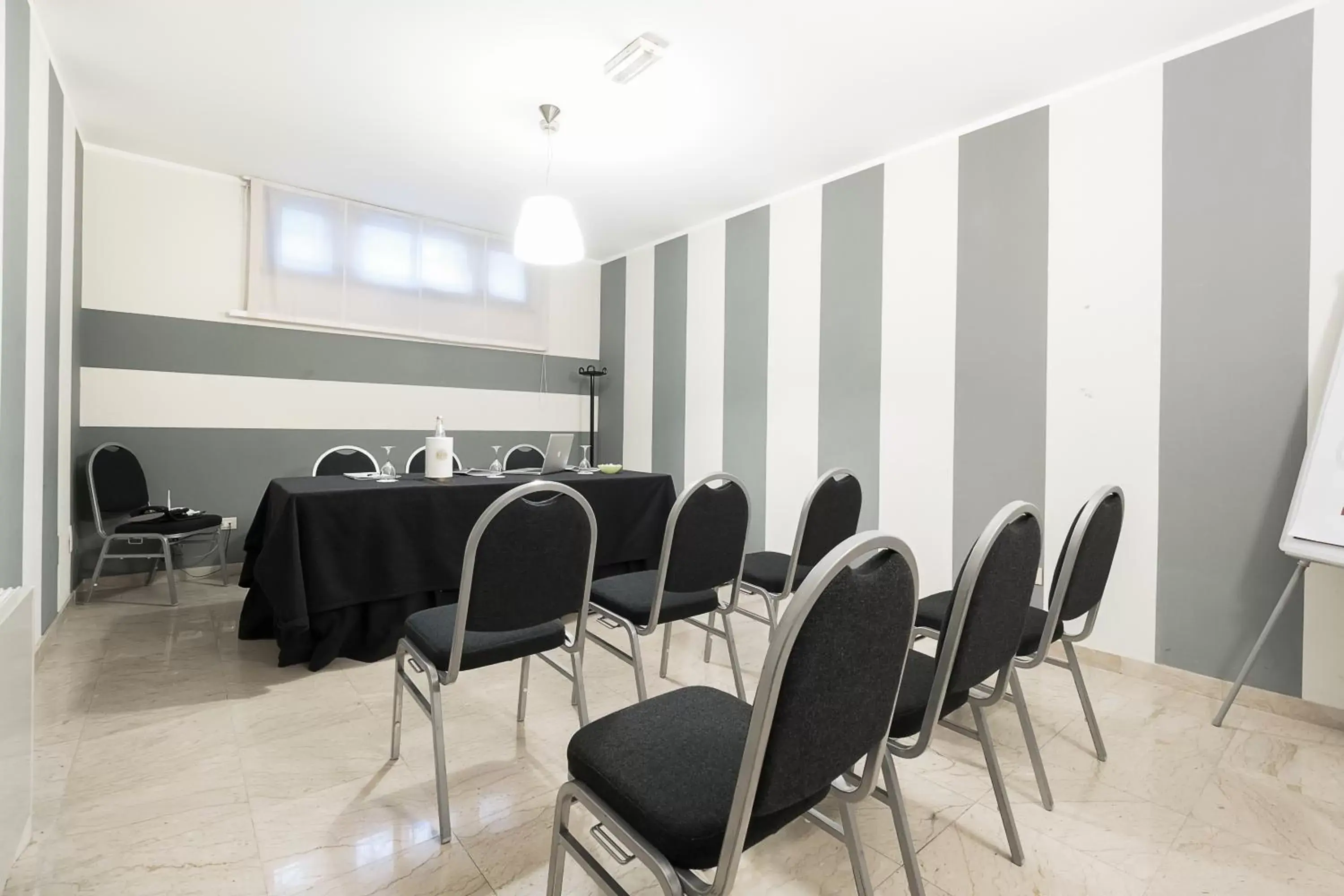 Meeting/conference room in Hotel Garibaldi