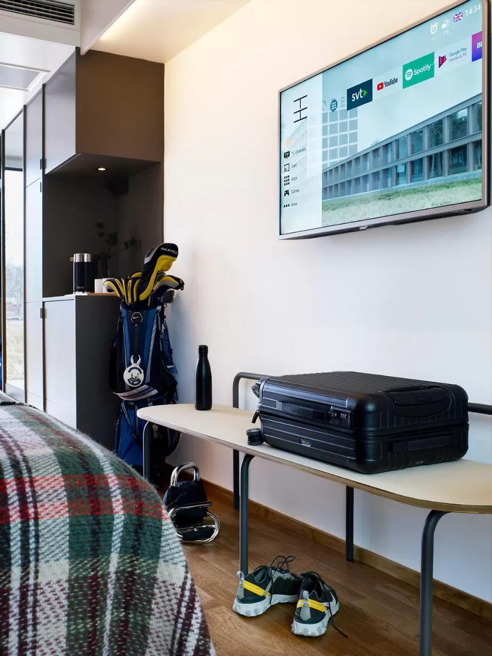 TV and multimedia in Best Western Plus Ten Hotel