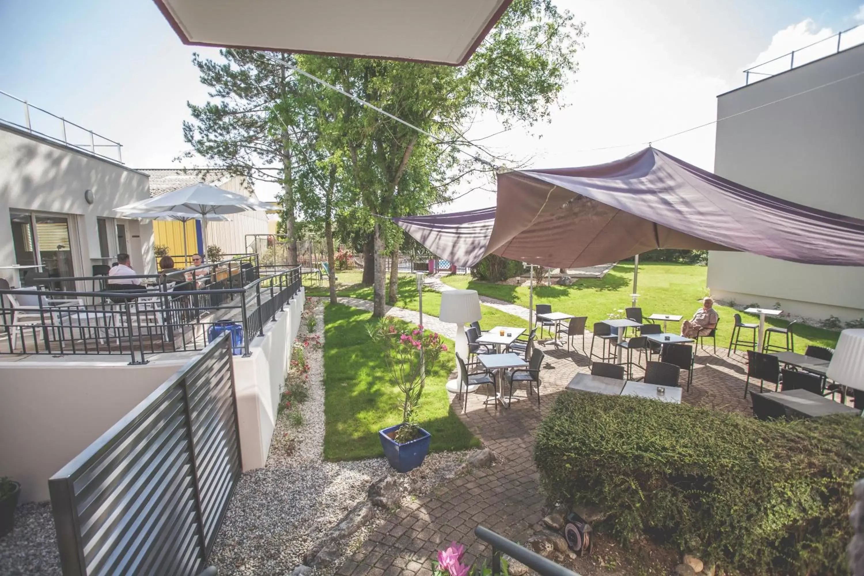 Balcony/Terrace, Restaurant/Places to Eat in Hôtel Karène