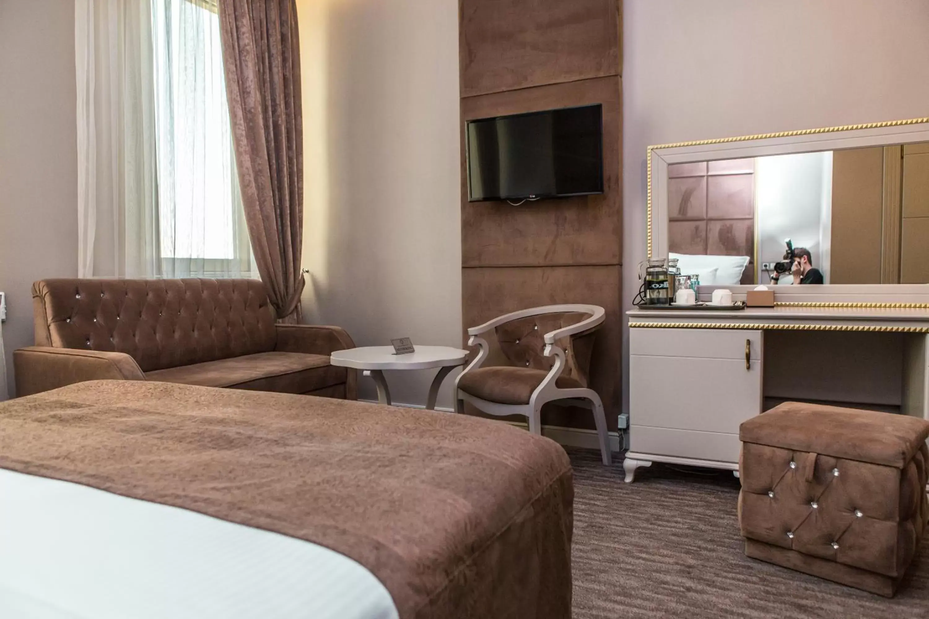 Bedroom, Room Photo in Grand Sapphire Hotel
