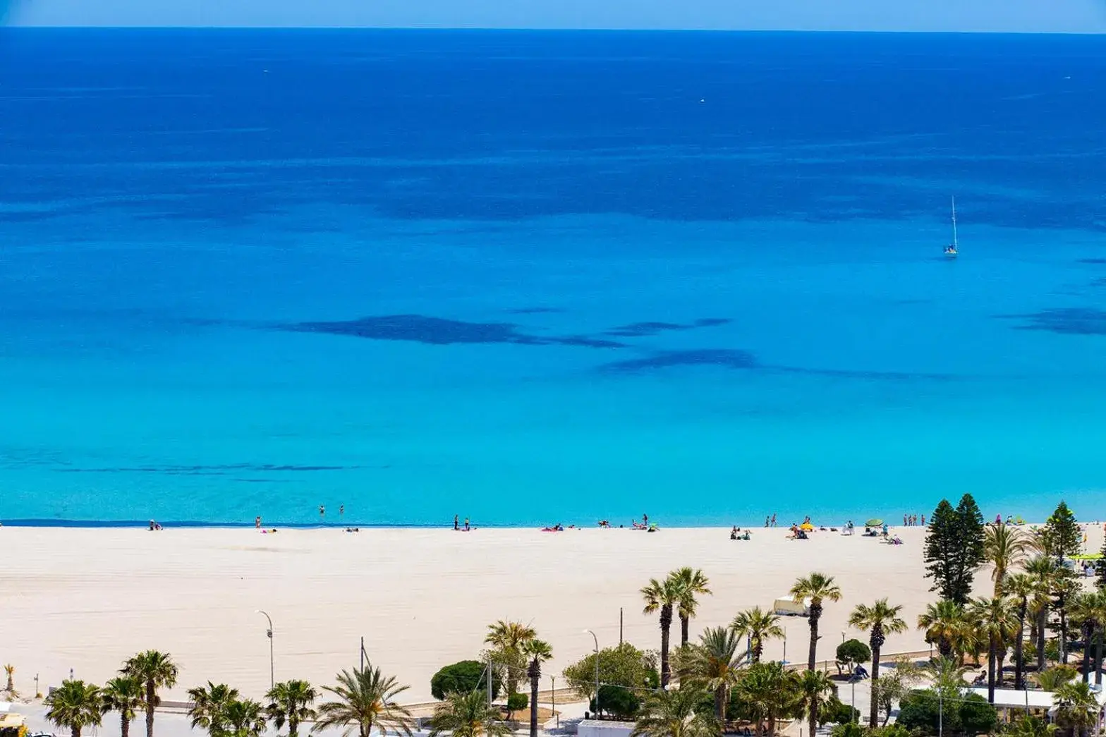 Beach, Sea View in Sundeck Hotel