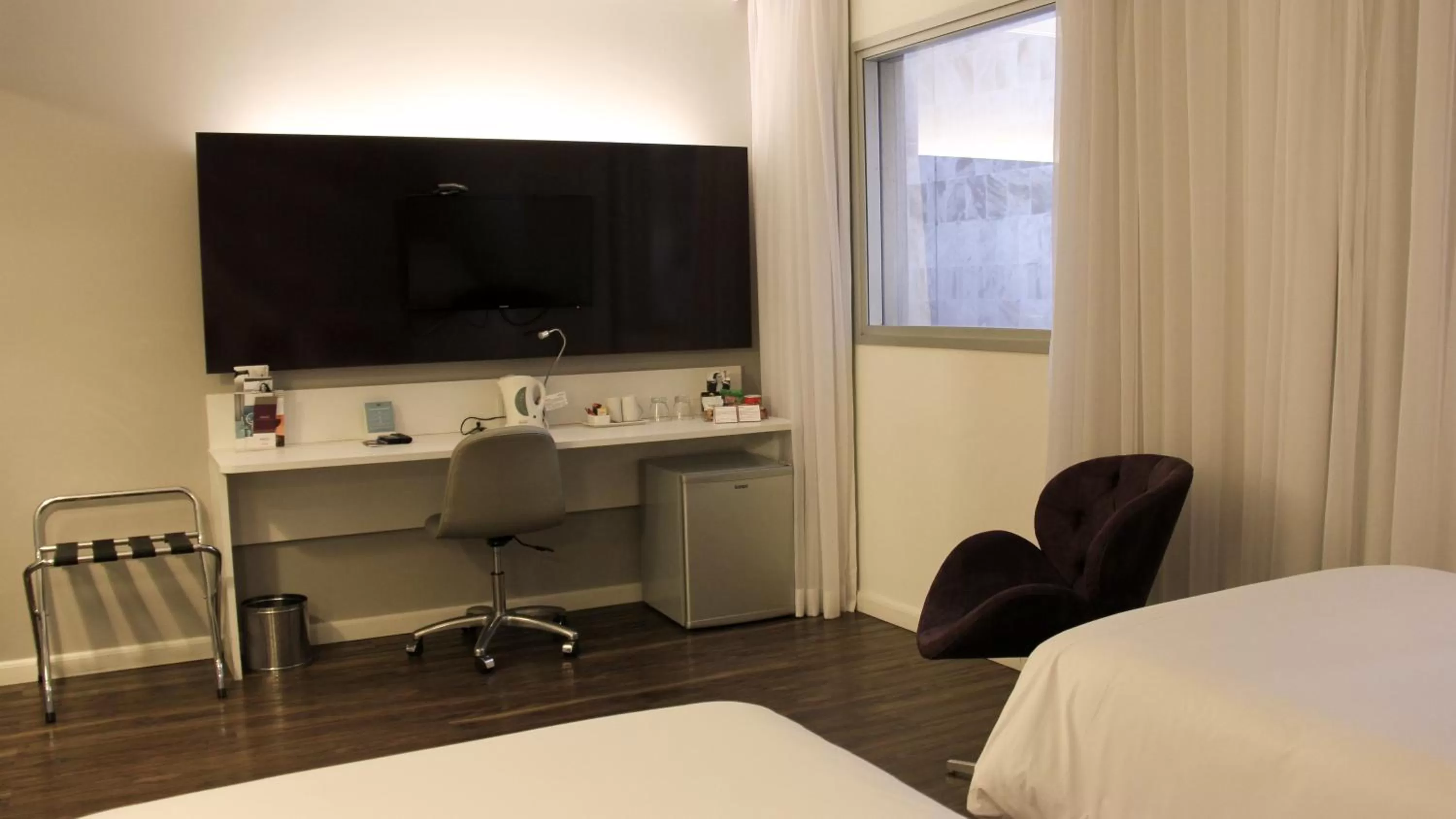 TV and multimedia, Bed in Mercure Sao Paulo Paulista