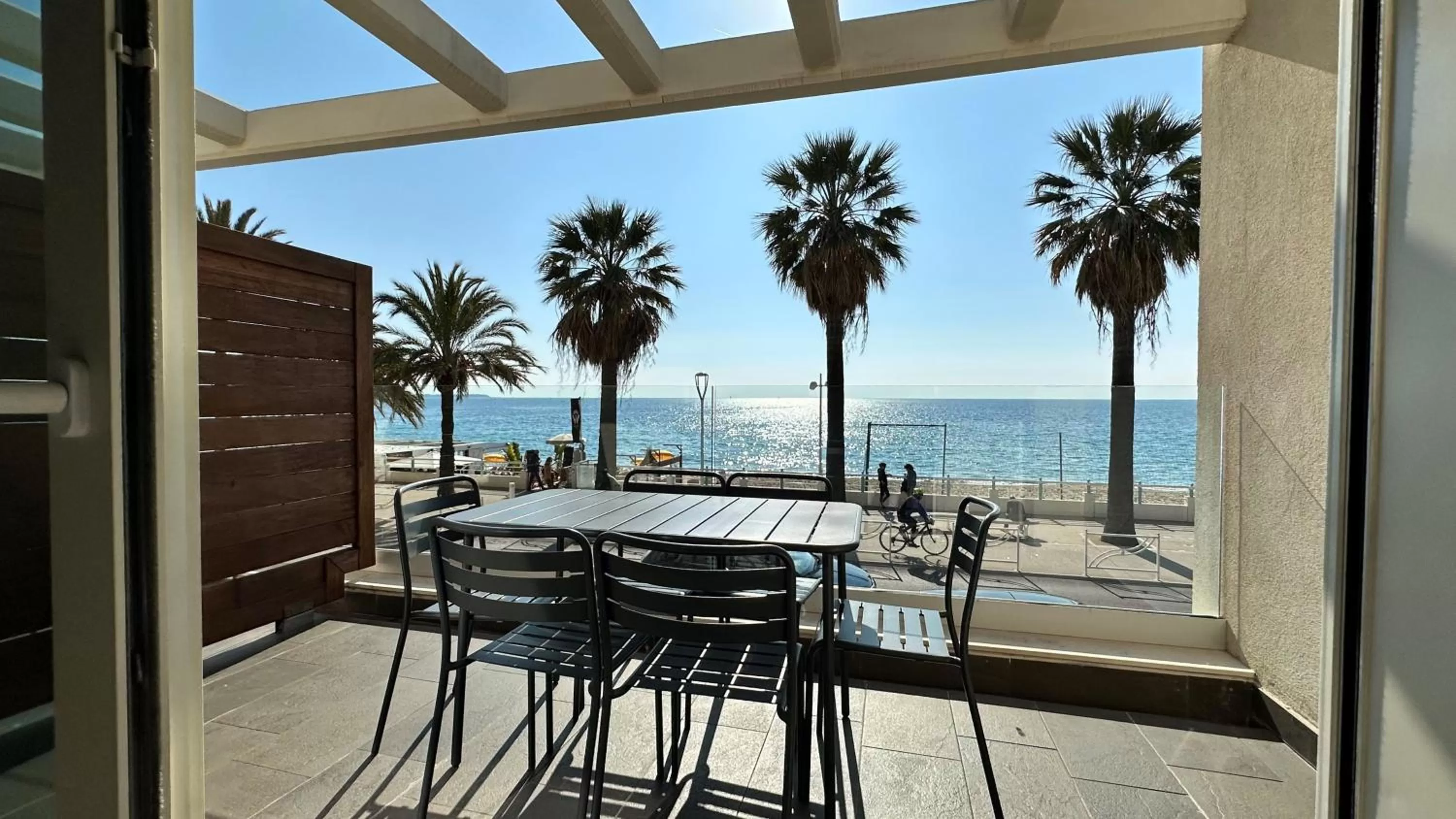 Patio in LE MIDI 8 by ESTATES CANNES