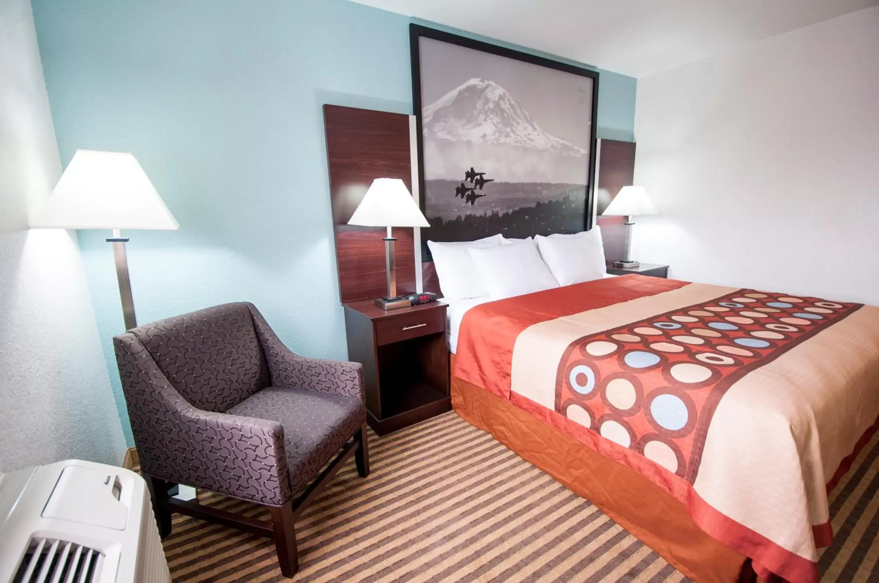 Bed in Quality Inn Wenatchee near Leavenworth