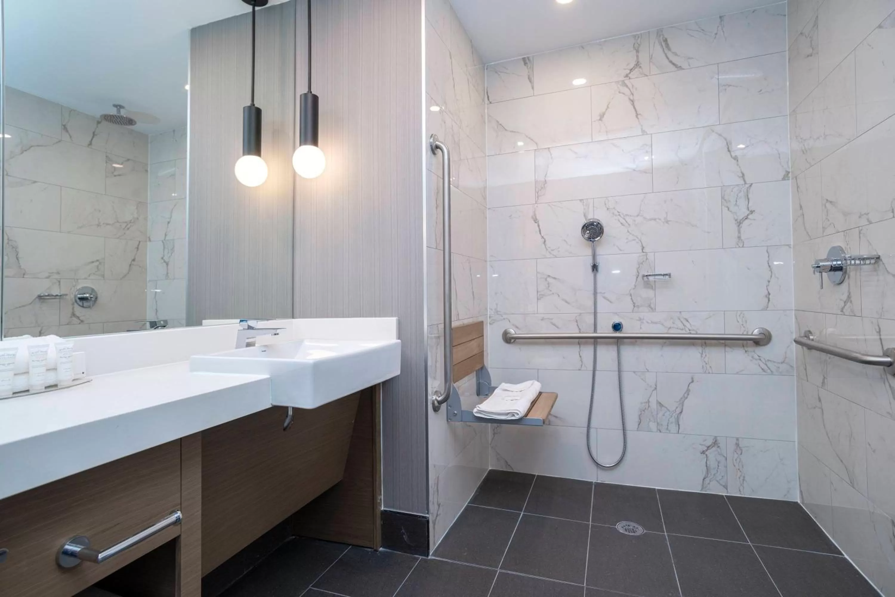 Bathroom in Sandman Signature Sherwood Park Hotel