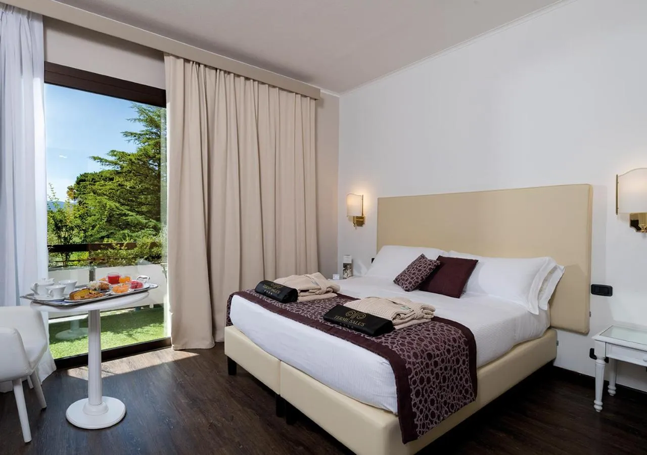Photo of the whole room, Bed in Hotel Salus Terme - Adults Only