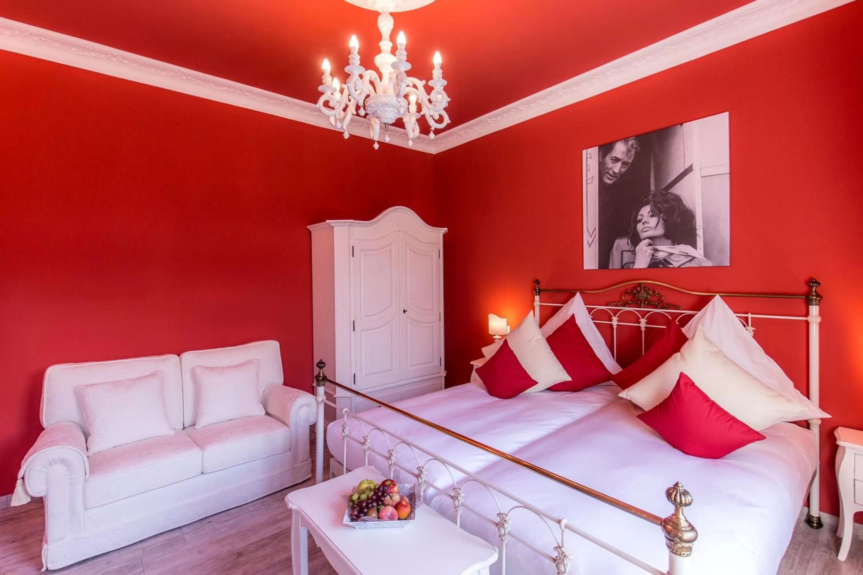 Photo of the whole room, Bed in Grande Albergo Giancarlo