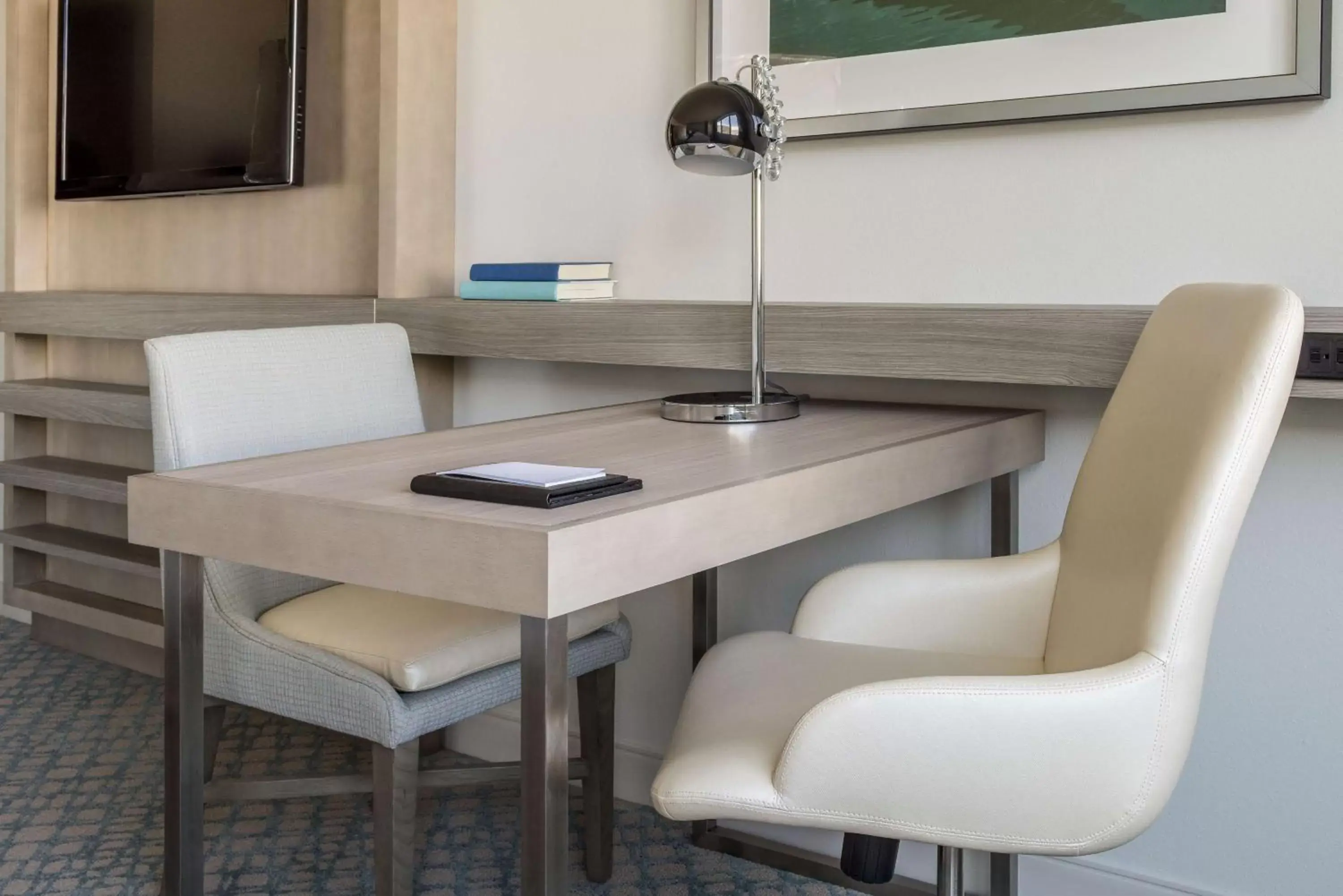 Bedroom in Hyatt Regency Jacksonville Riverfront Bedroom in Hyatt Regency Jacksonville Riverfront