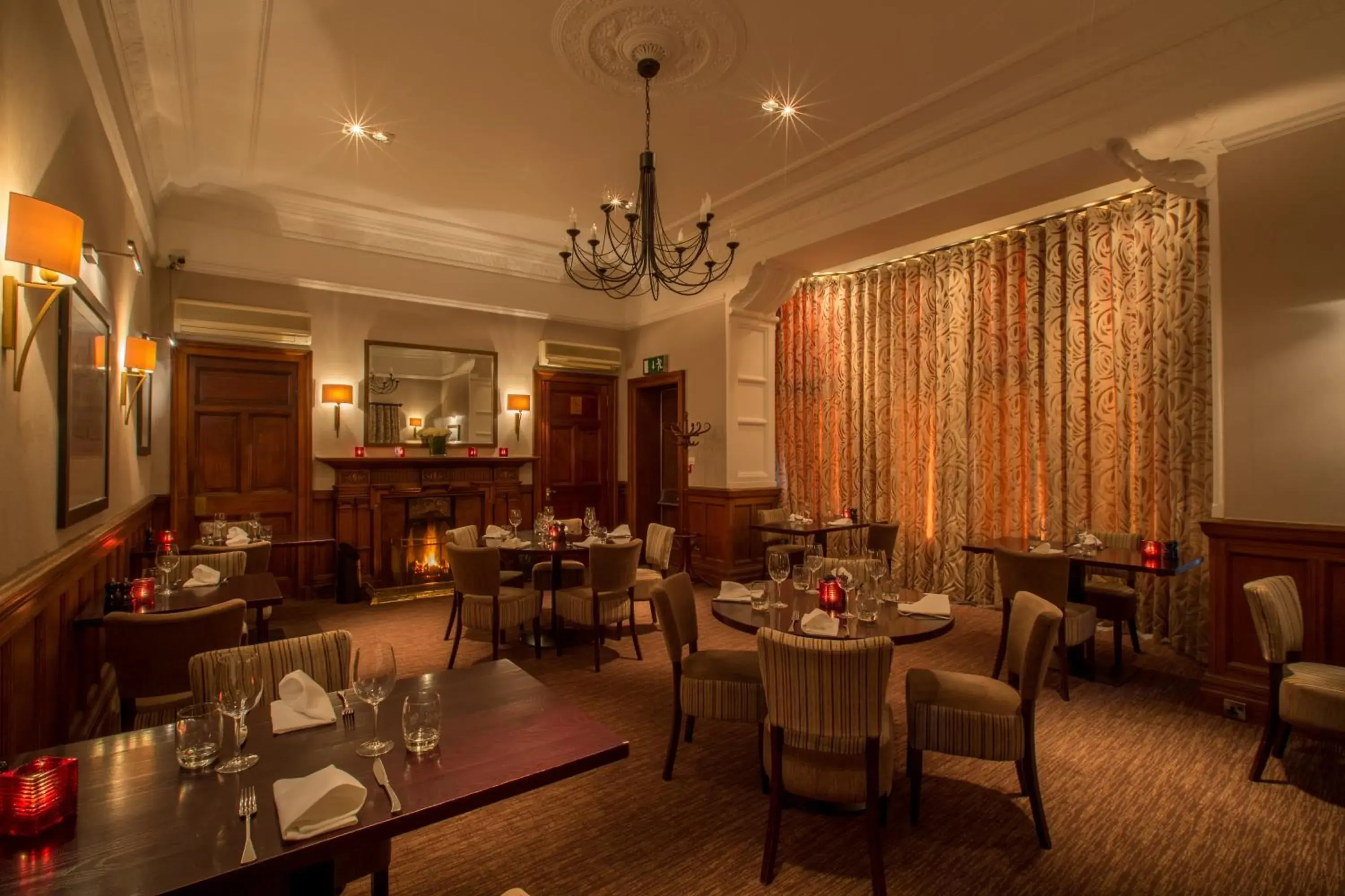 Other, Restaurant/Places to Eat in Sherbrooke Castle Hotel